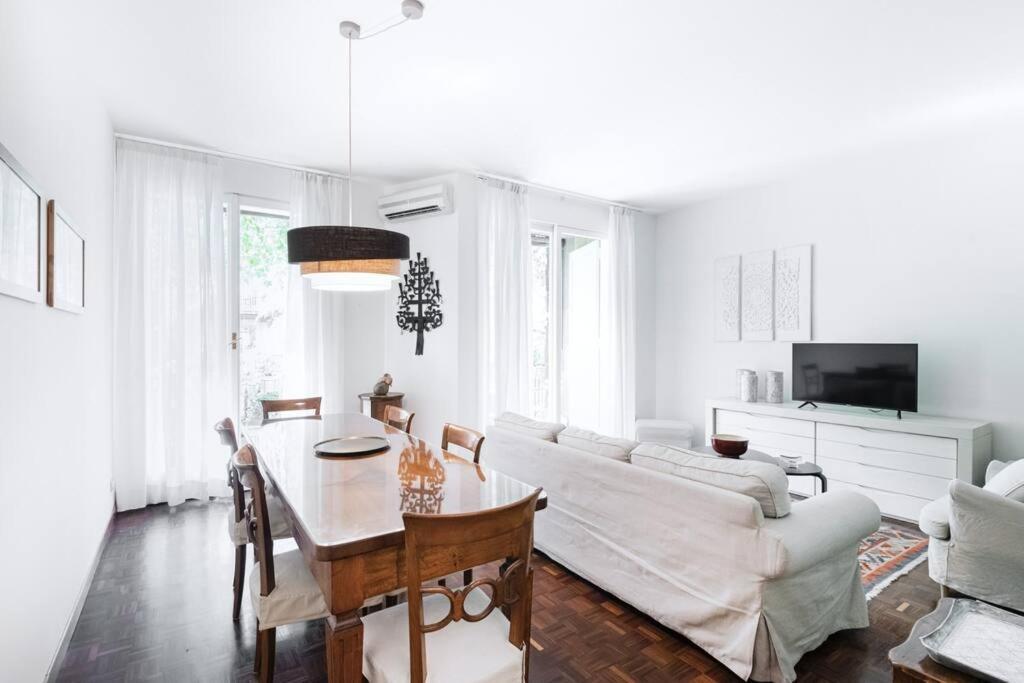 Easylife - Elegance A Few Steps From Citylife Next To M2 Pagano * Milão