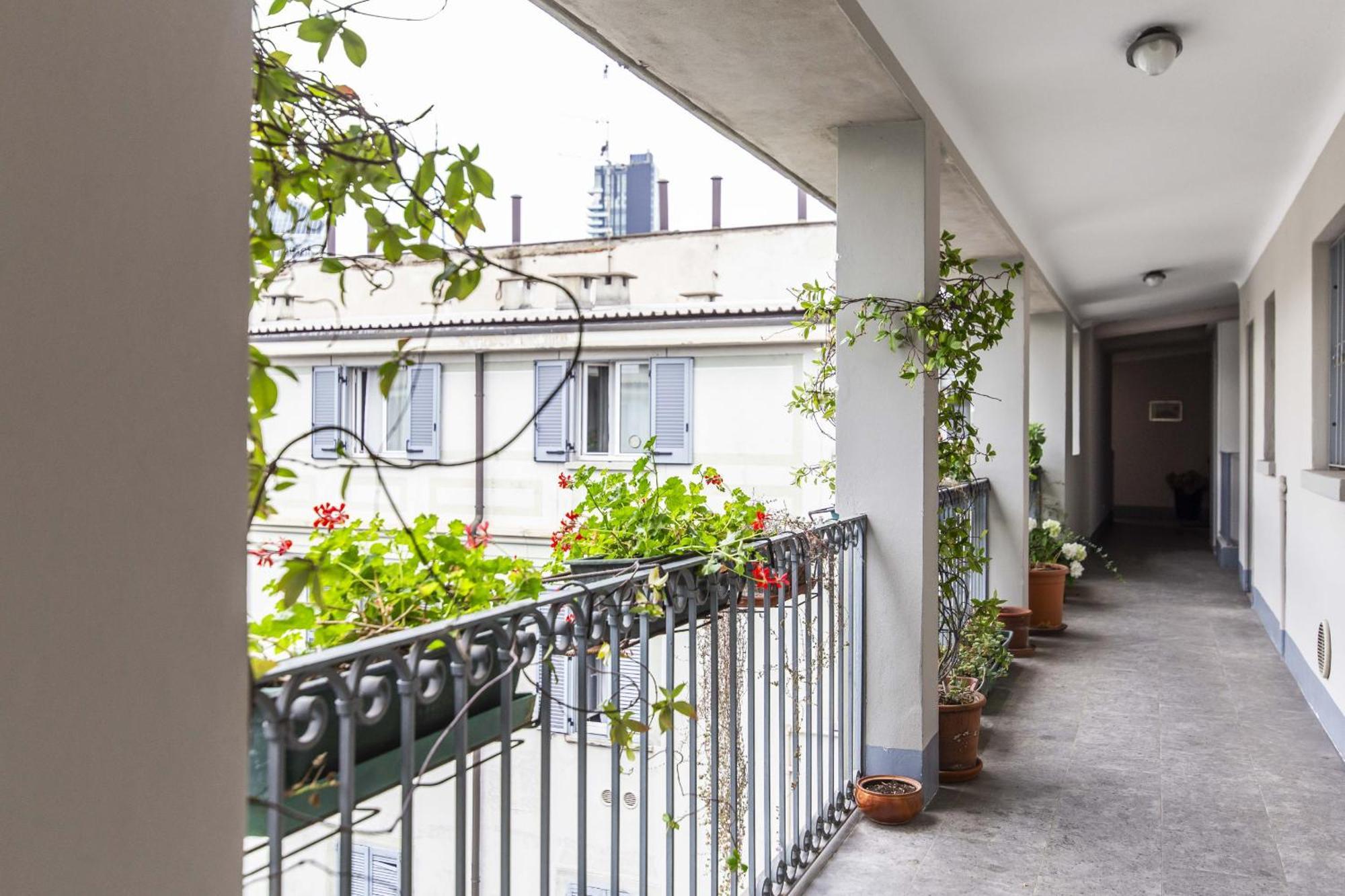 Castelfidardo 8 * Milan