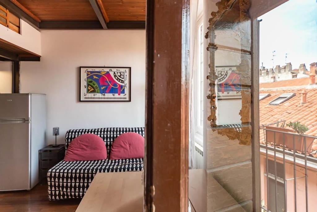 Navigli - Centro Vintage Apt - Movida&free Wifi Apartment