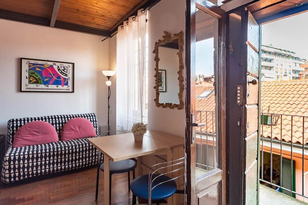 Apartment Navigli - Centro Vintage Apt - Movida&free Wifi