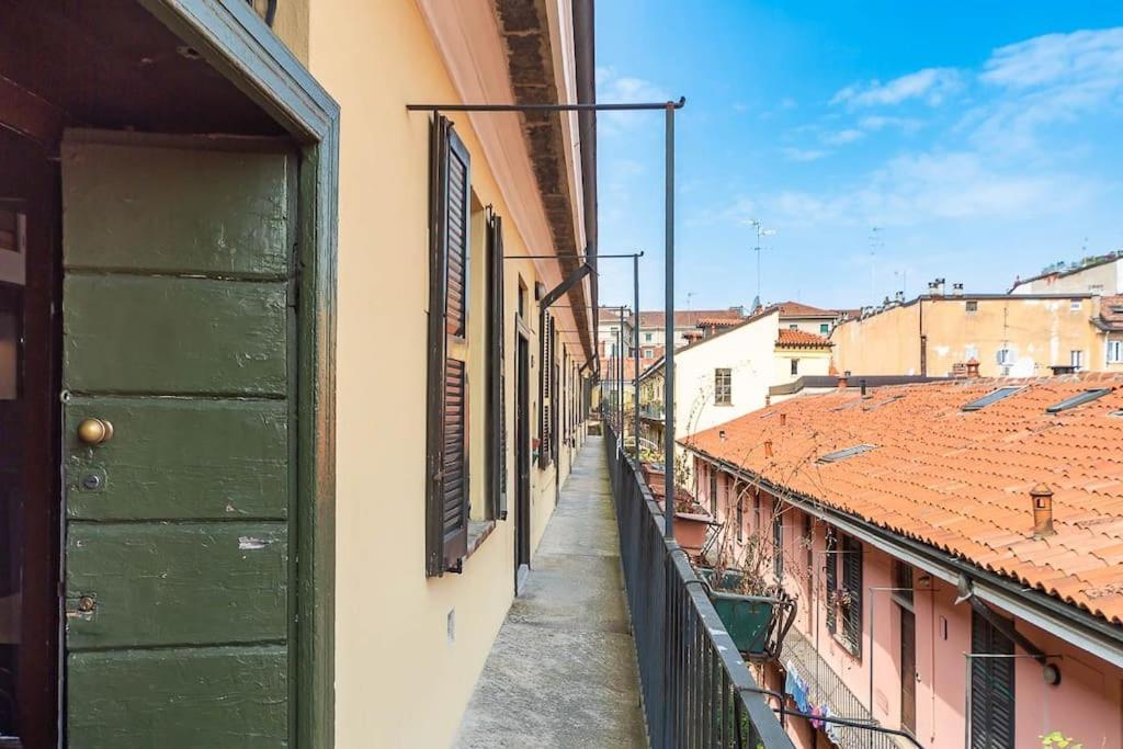 Navigli - Centro Vintage Apt - Movida&free Wifi Apartment