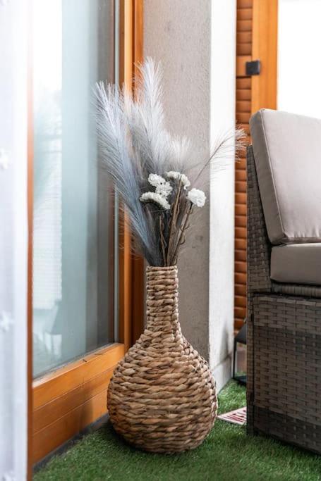 Appartamento Caterina A 5 Minuti Da Fiere E San Siro Con Wifi-netflix-free Parking *