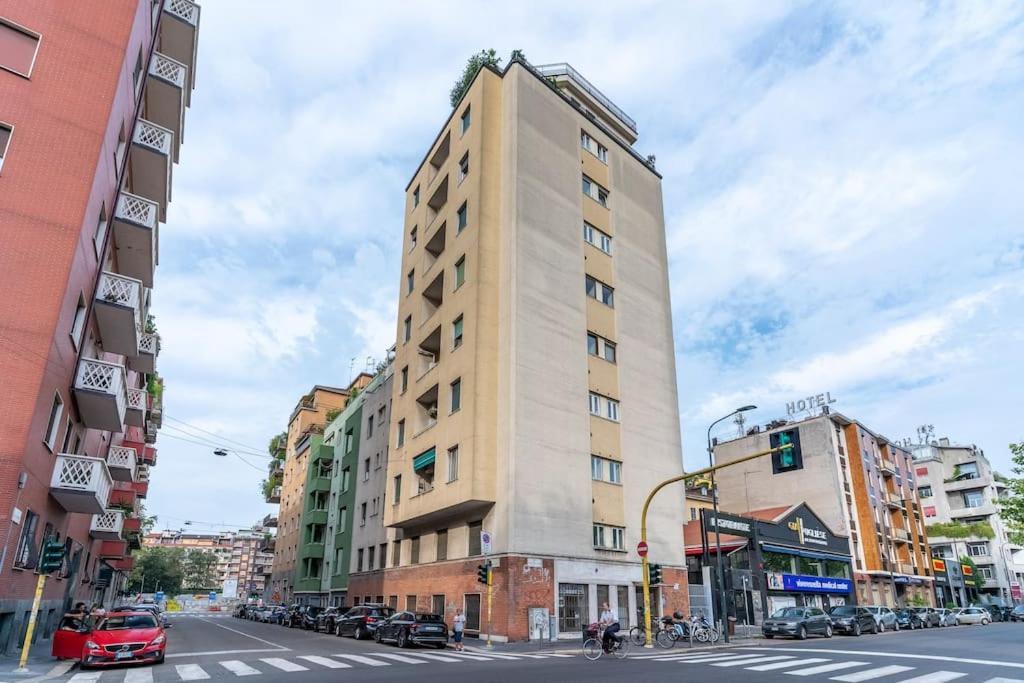 Apartment Giorgina's One Bedroom 20 Minuts Walking To Duomo Milan