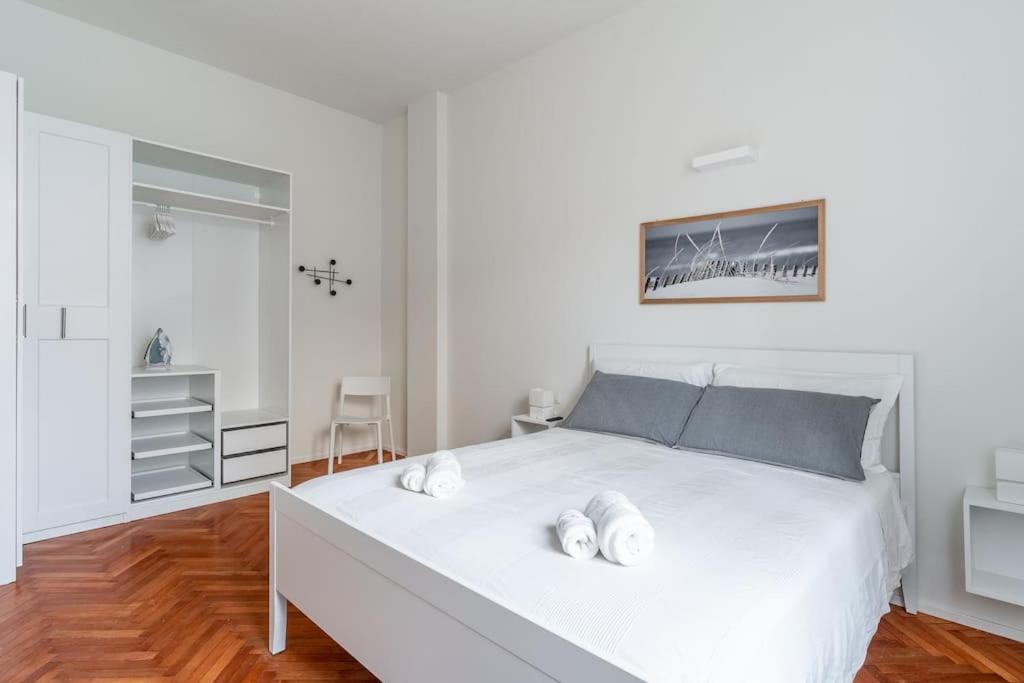 Giorgina's One Bedroom 20 Minuts Walking To Duomo Apartamento *
