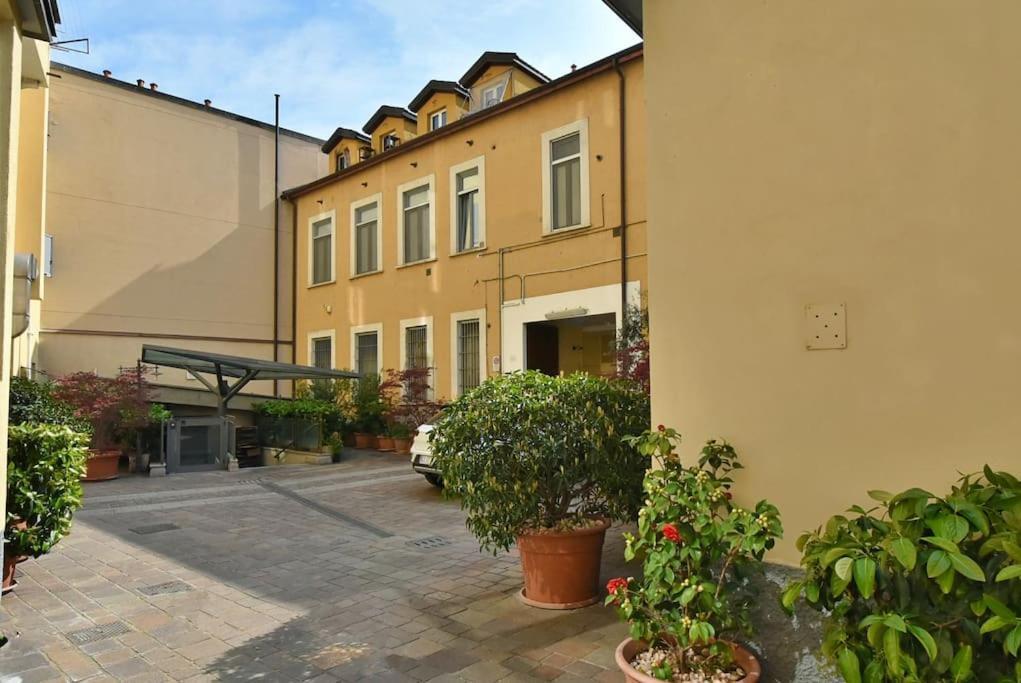 The Navgl, Downtown Milano! * Milan