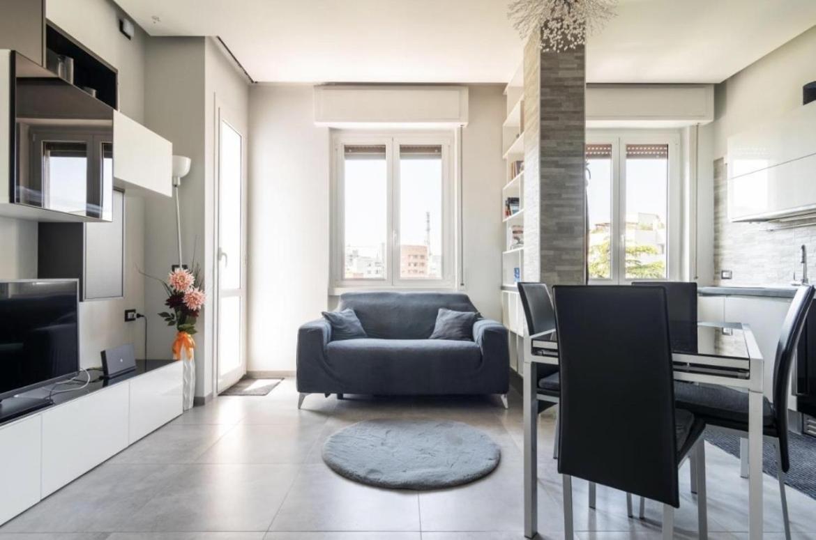 Luxury In Prada District Near Mm Brenta & Center - Ideal For Business Profiles * Milan