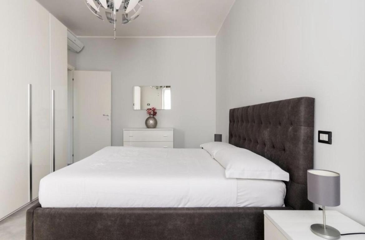 Luxury In Prada District Near Mm Brenta & Center - Ideal For Business Profiles * Milan