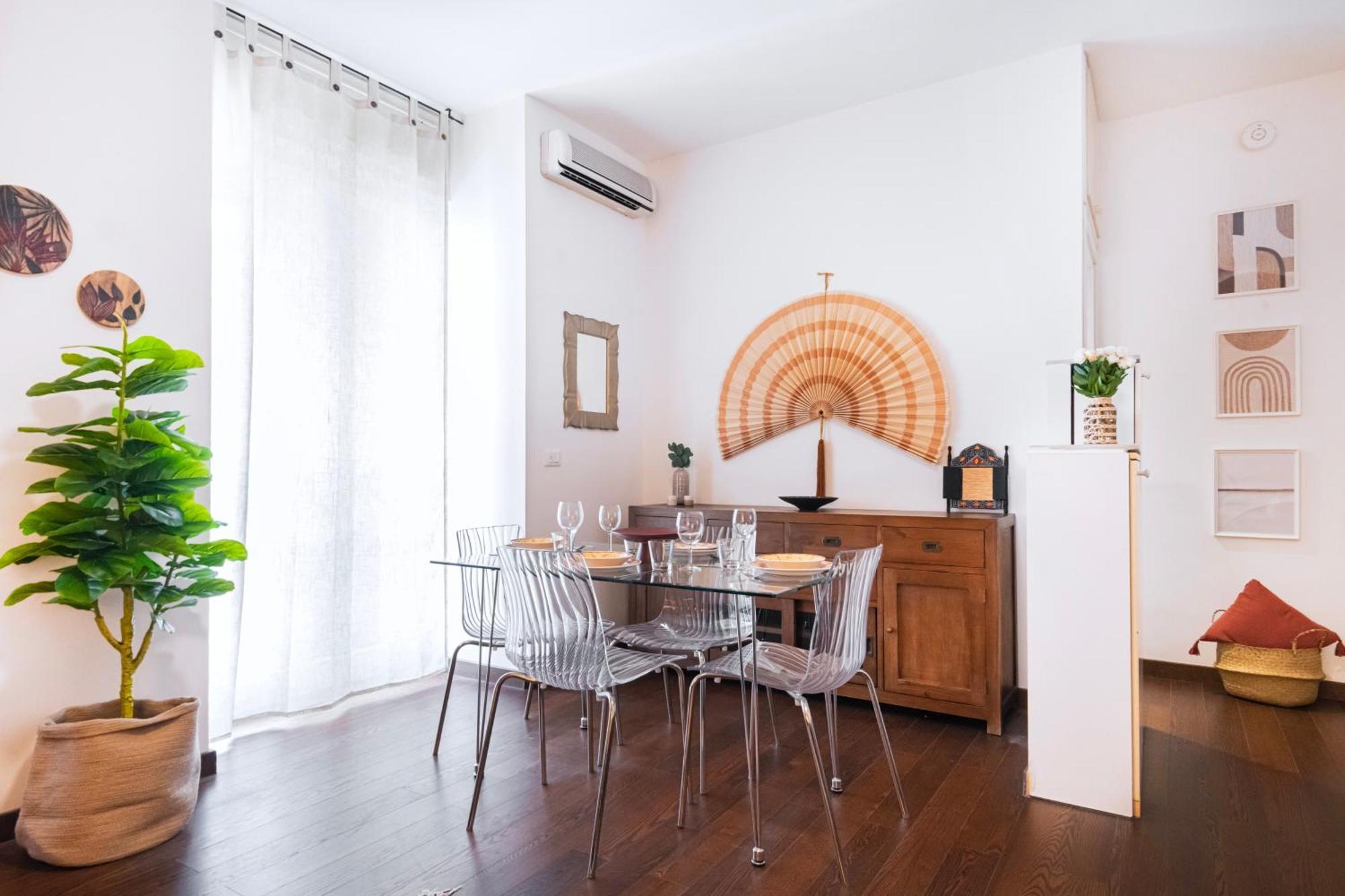 Easylife - Strategic In Washington * Milan