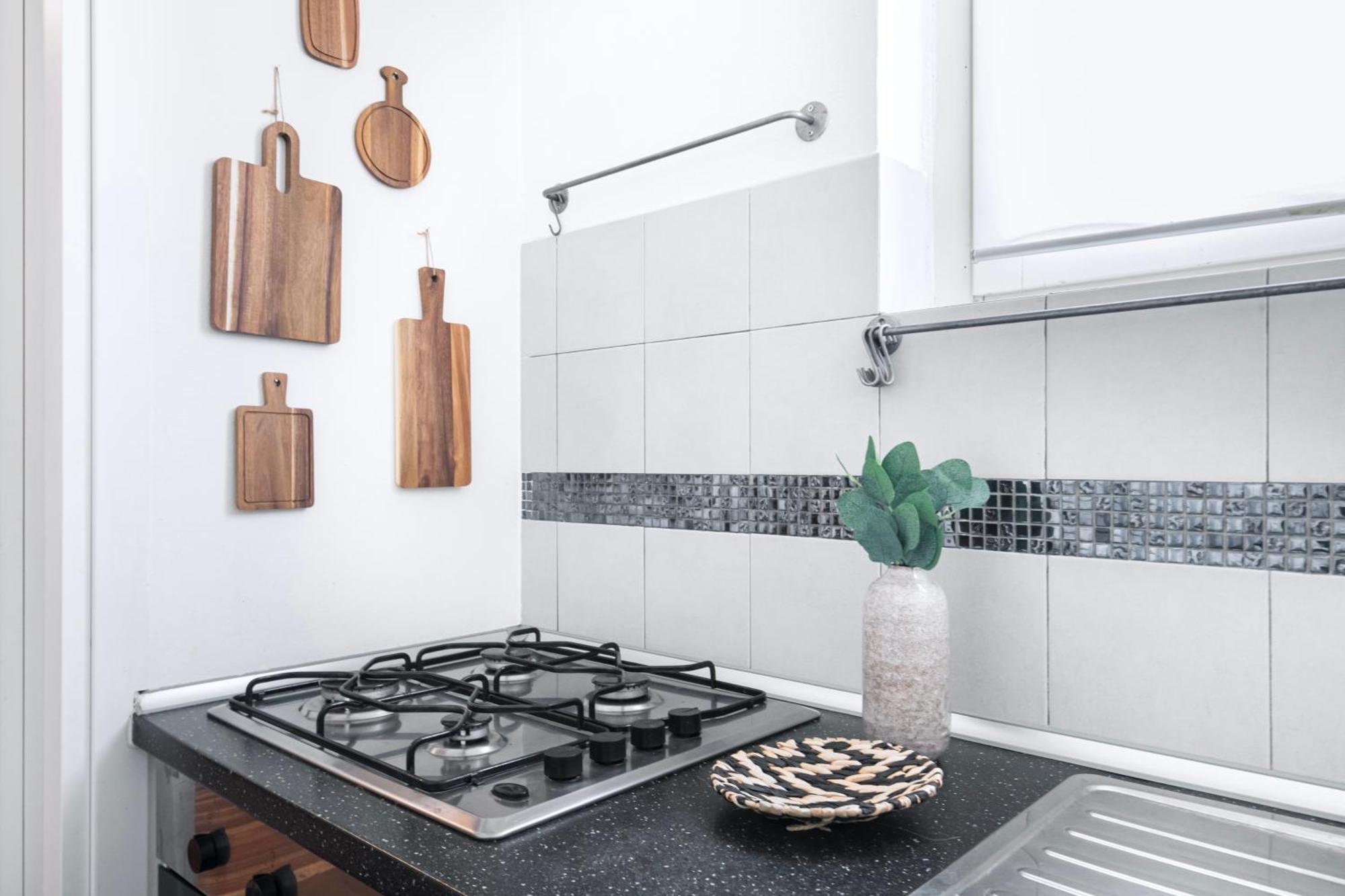 Easylife - Strategic In Washington * Milan