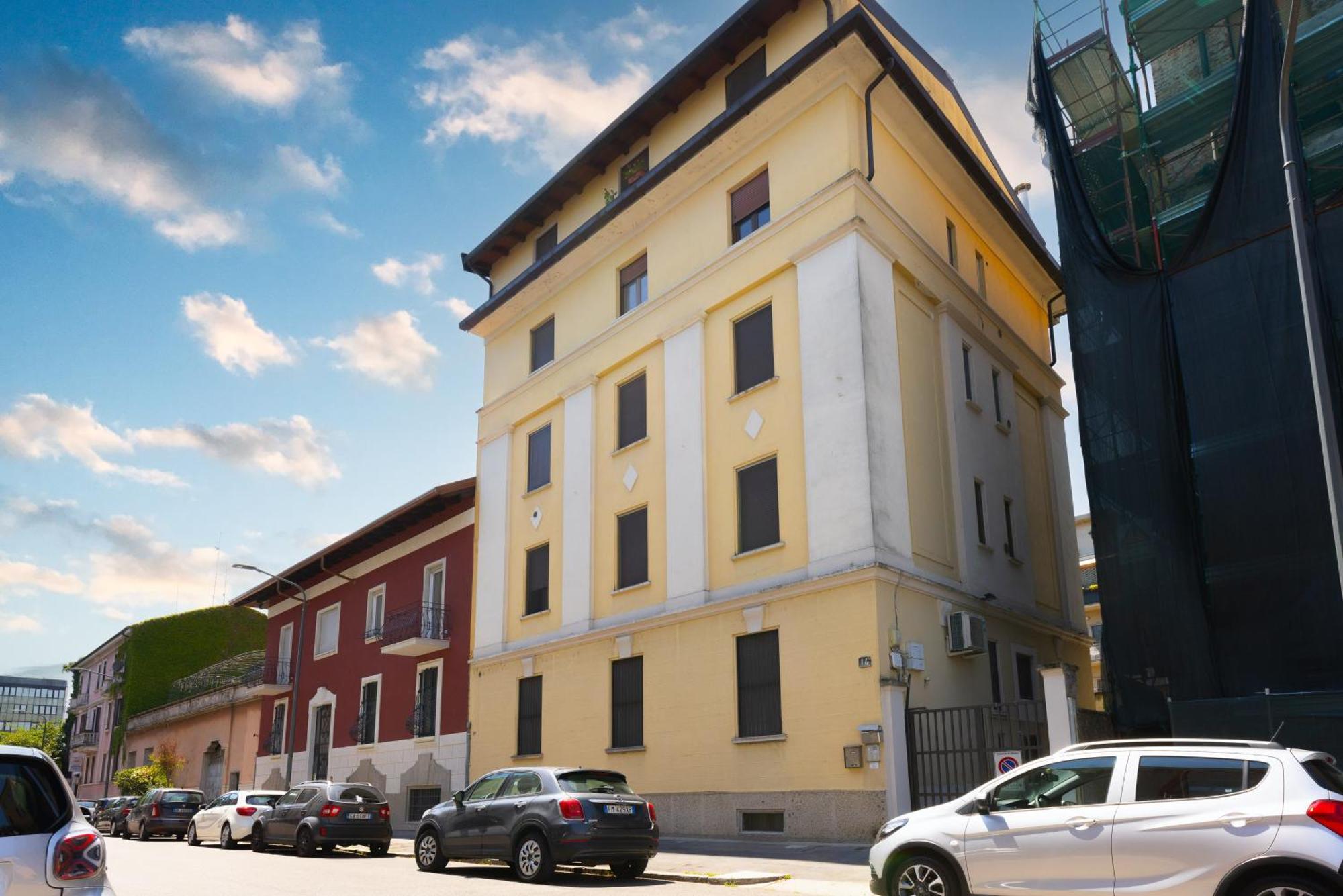 Prada Loft - Posto Auto Privato Apartment