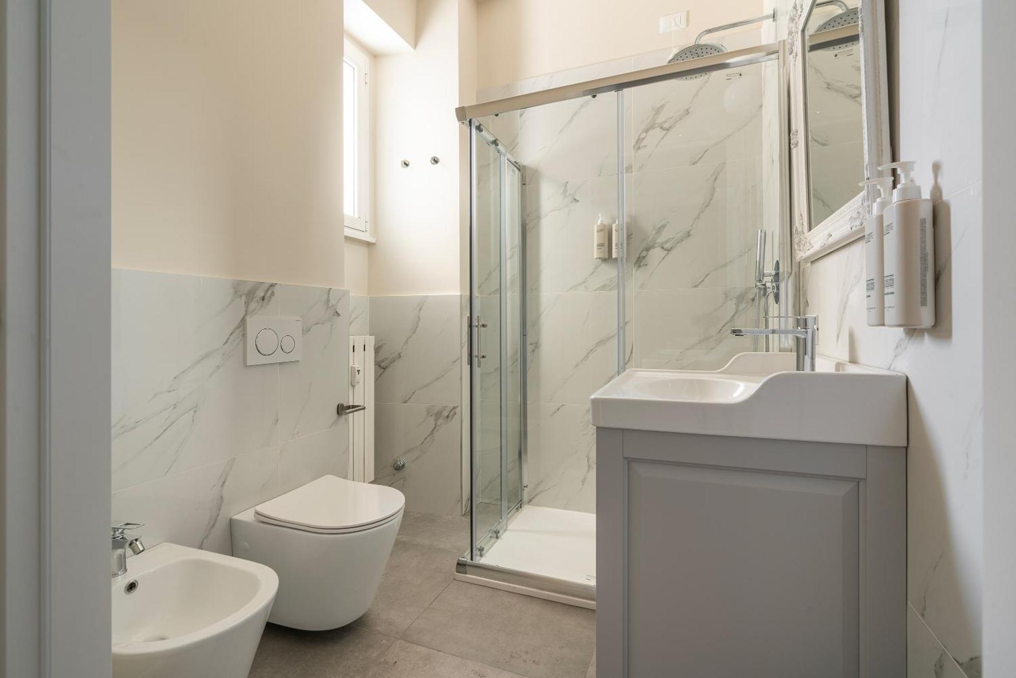Santa Tecla Living Montenero 66 Apartamento Milão