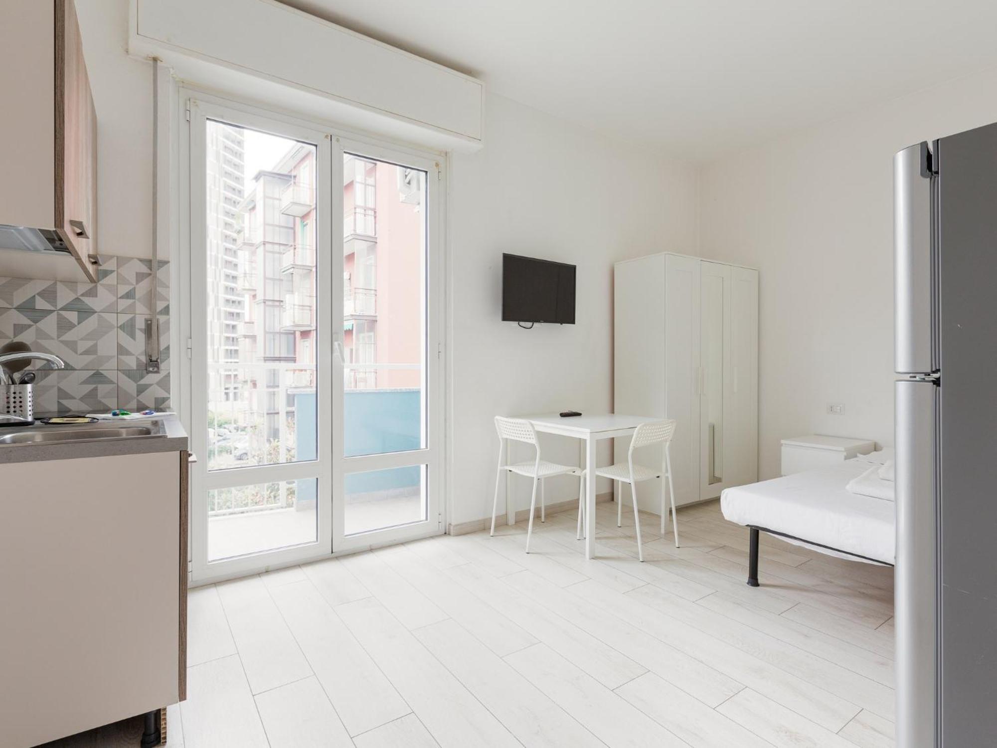Cimiano M2 Cozy With Balcony Apartment Milan