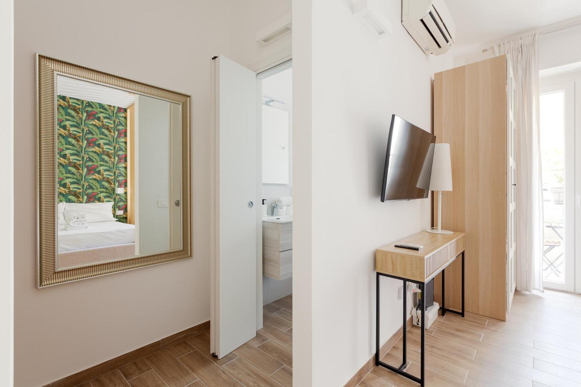 Forlanini M4 Modern With Balcony Apartment *