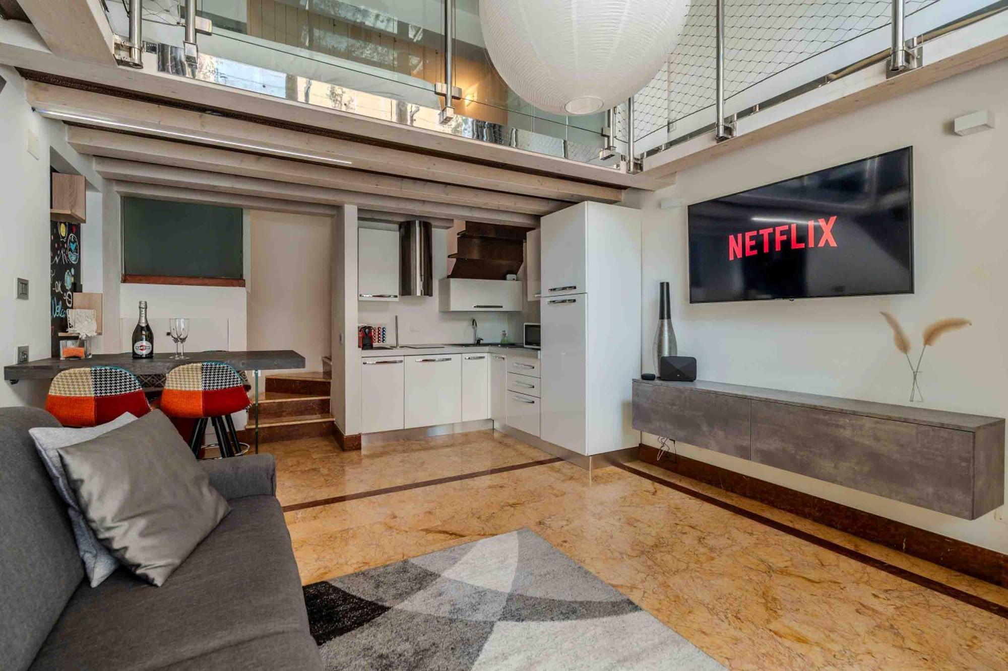 Loft Elegante In Centro In Zona Signorile - Davanti Metro Apartment *
