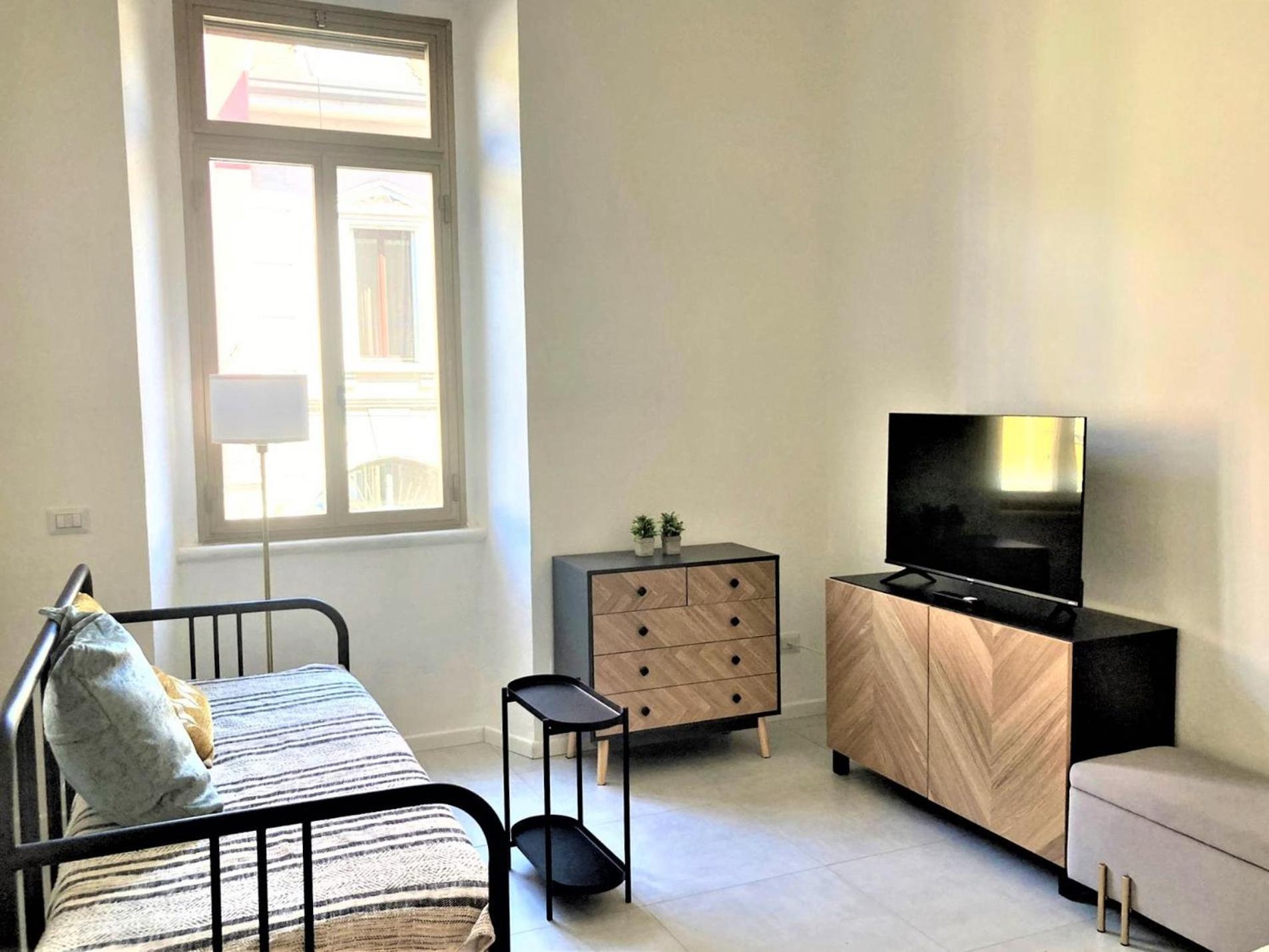 Apartment Contemporary - Ornato 13