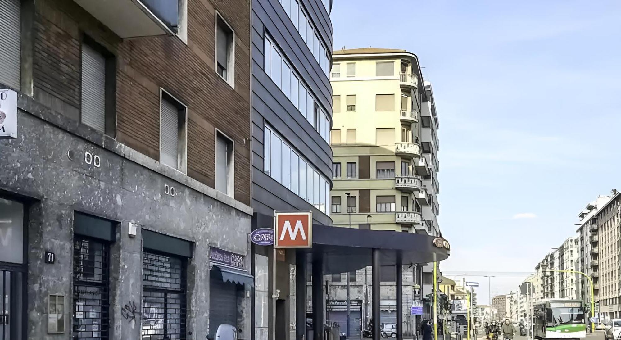 Yr - Station * Milan