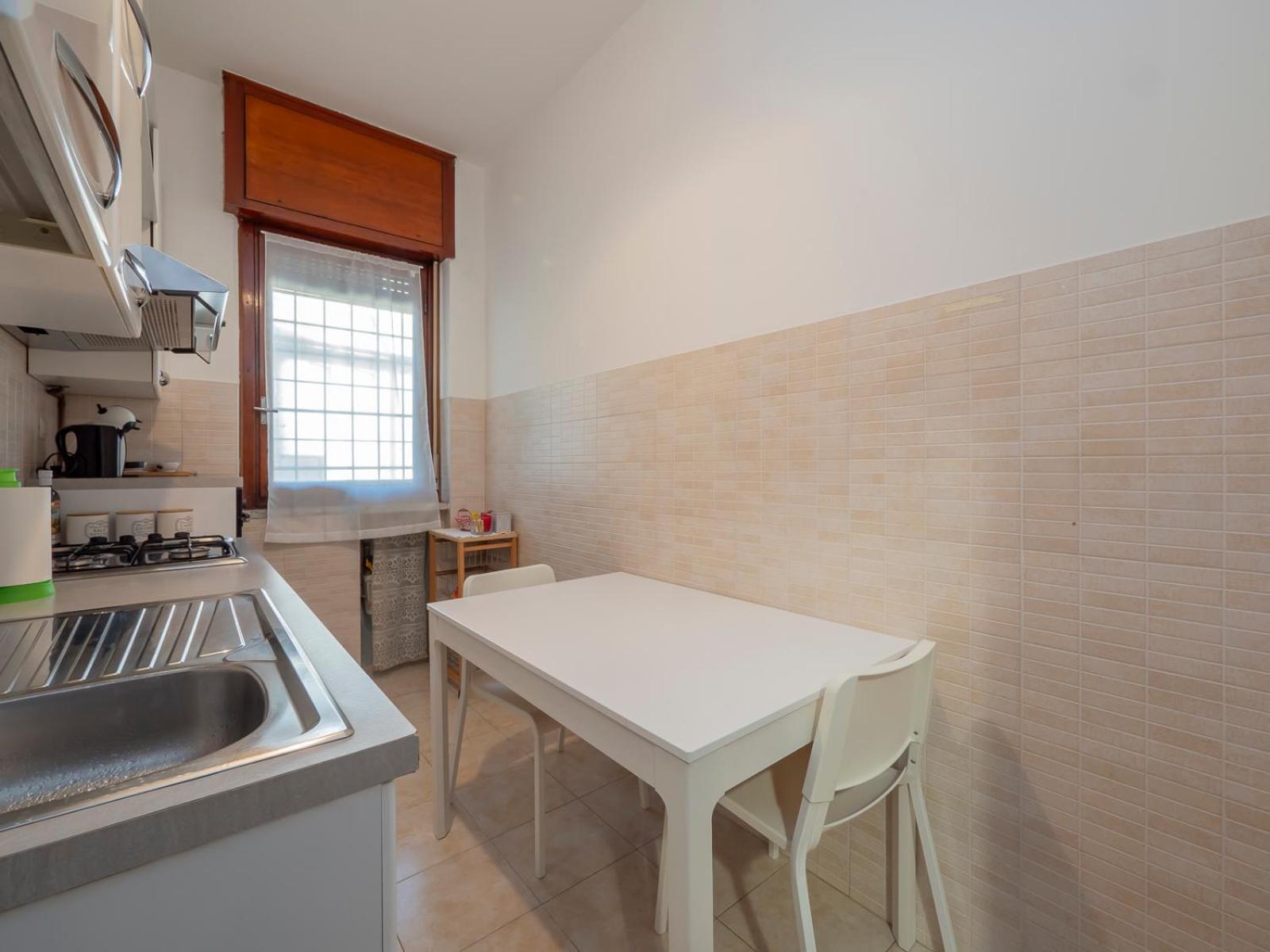 Xenia - Renovated Two-room In Fiera Area Apartment *