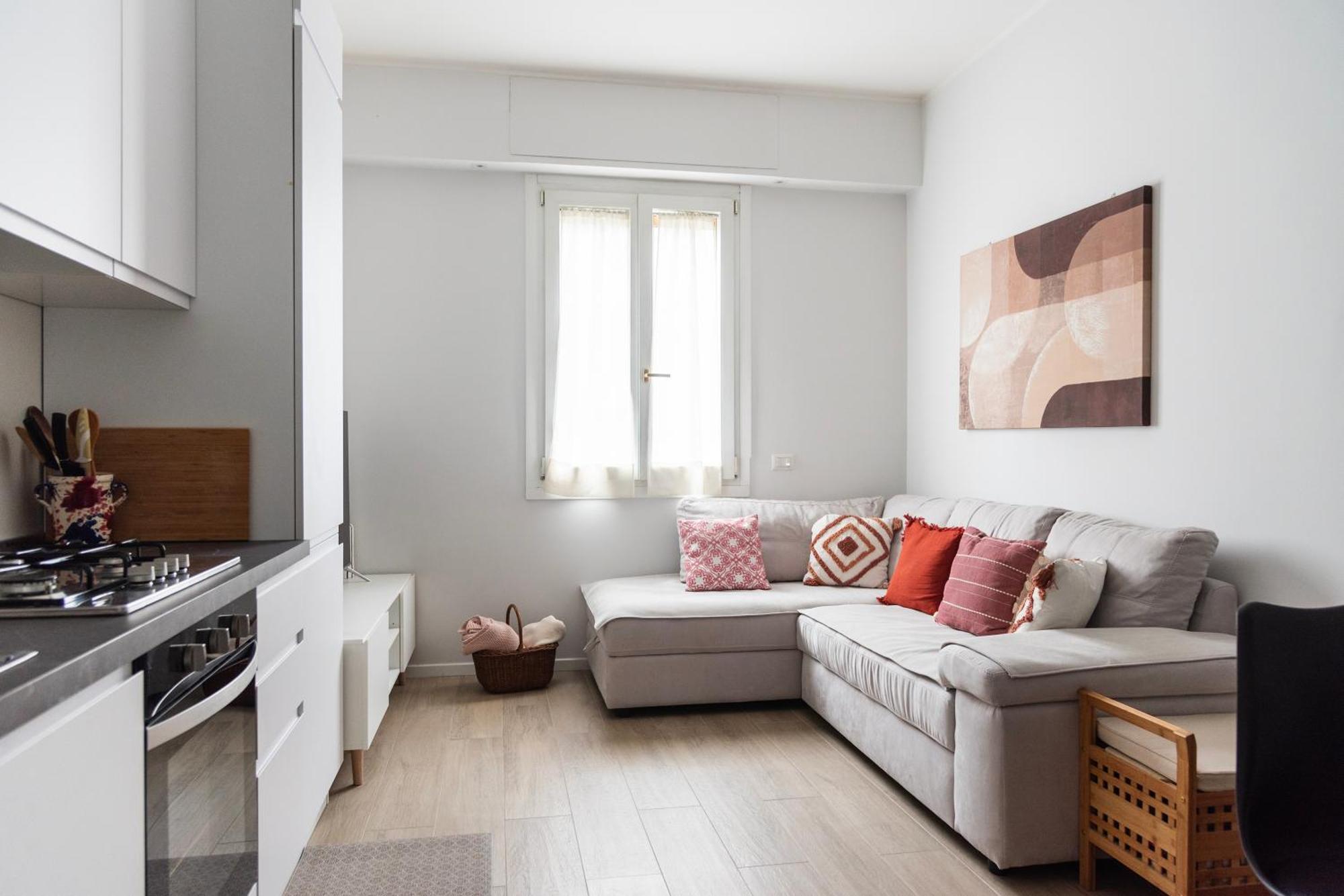 Youhosty - Colonna 59 * Milan