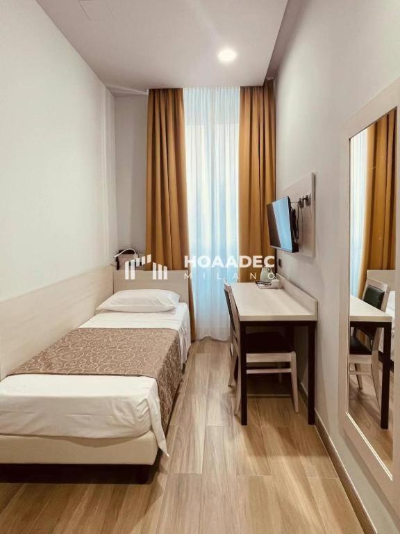 Station Group - Via Ponte Seveso 18 Guest house