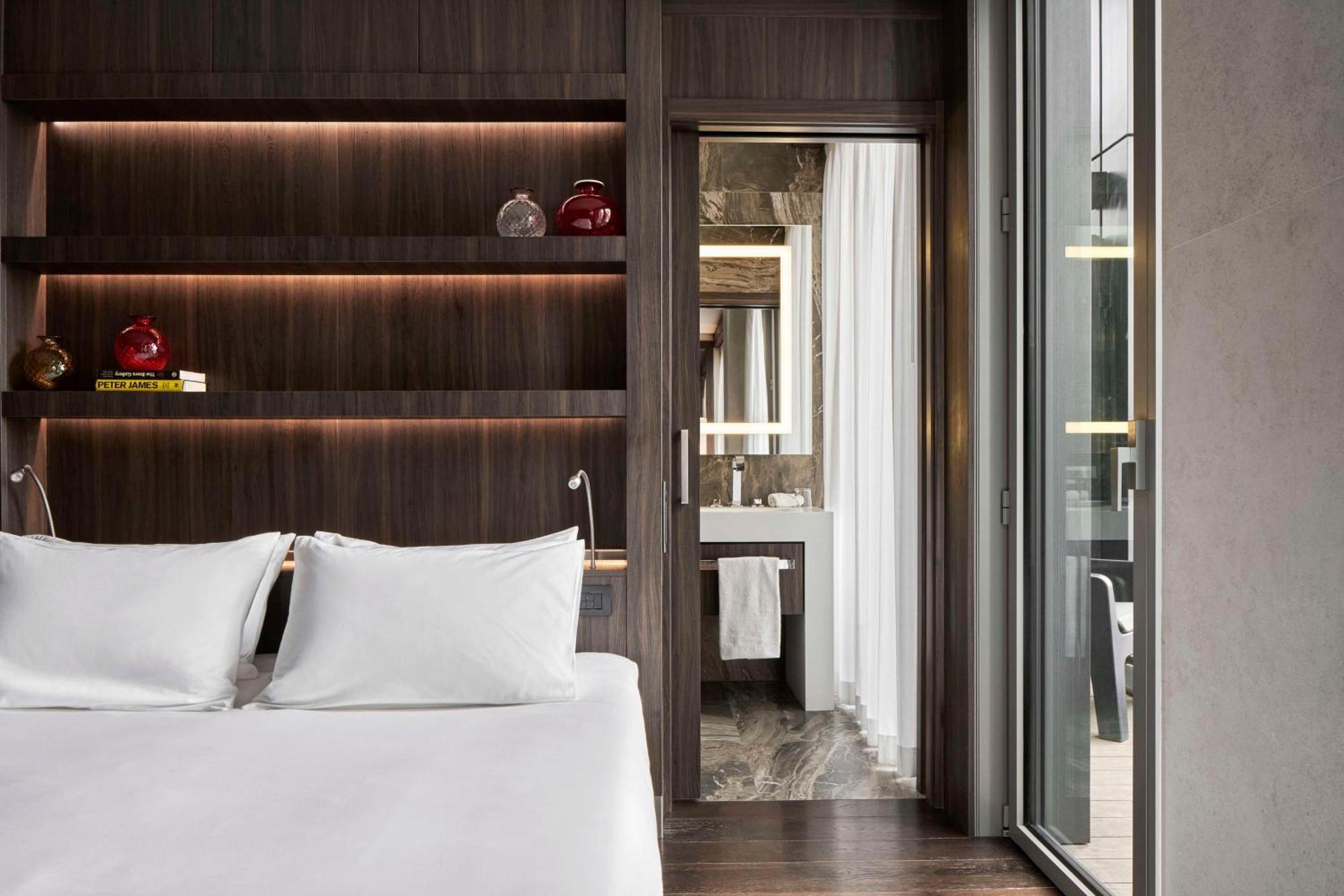 Hyatt Centric Hotel 4*