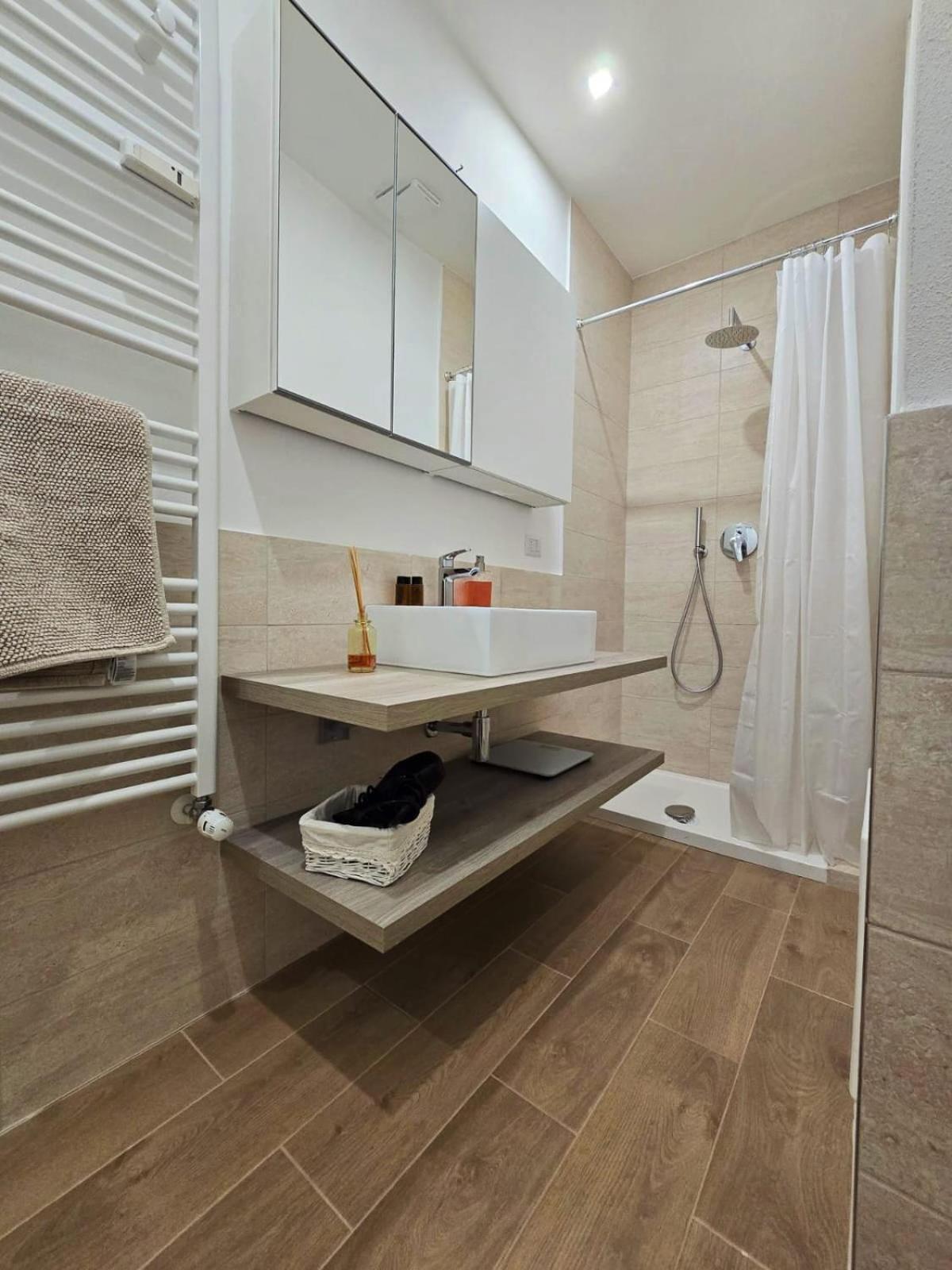 Yr - Tibaldi Apartamento Milão