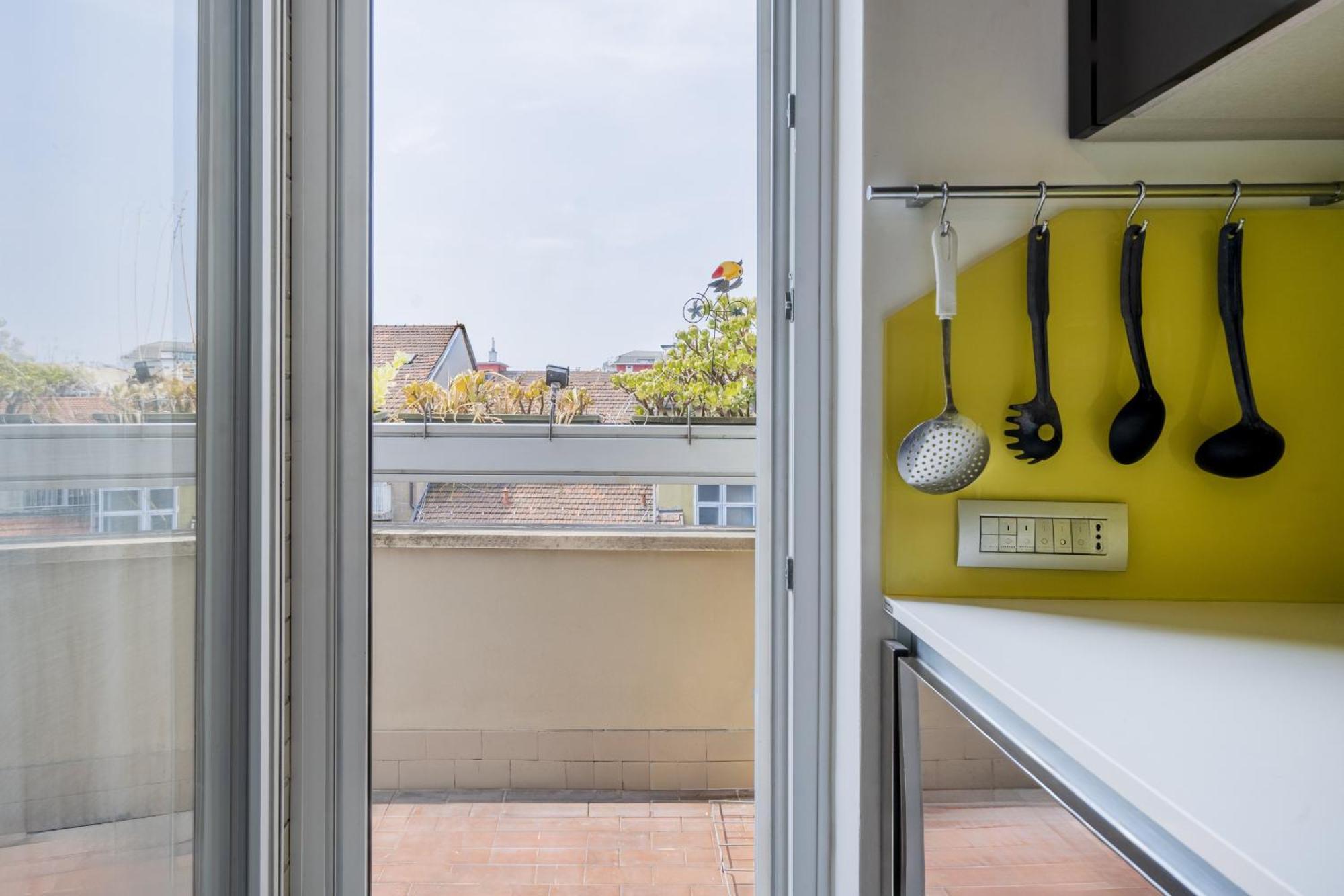 Glamorous Terrace Excl 3bdr A 300mt Da Milano