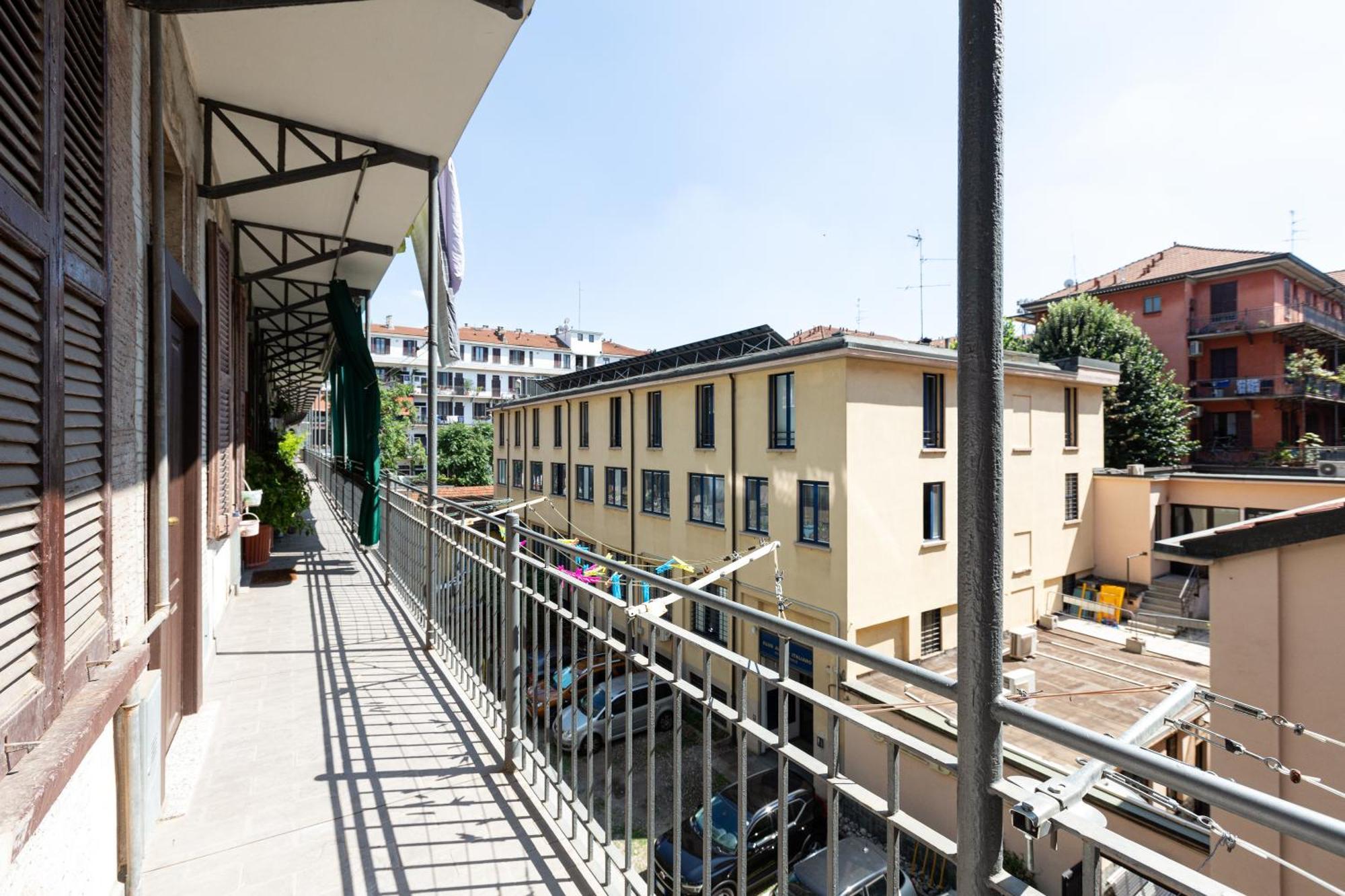 Turquoise Mini Flat Near Fs Apartment *