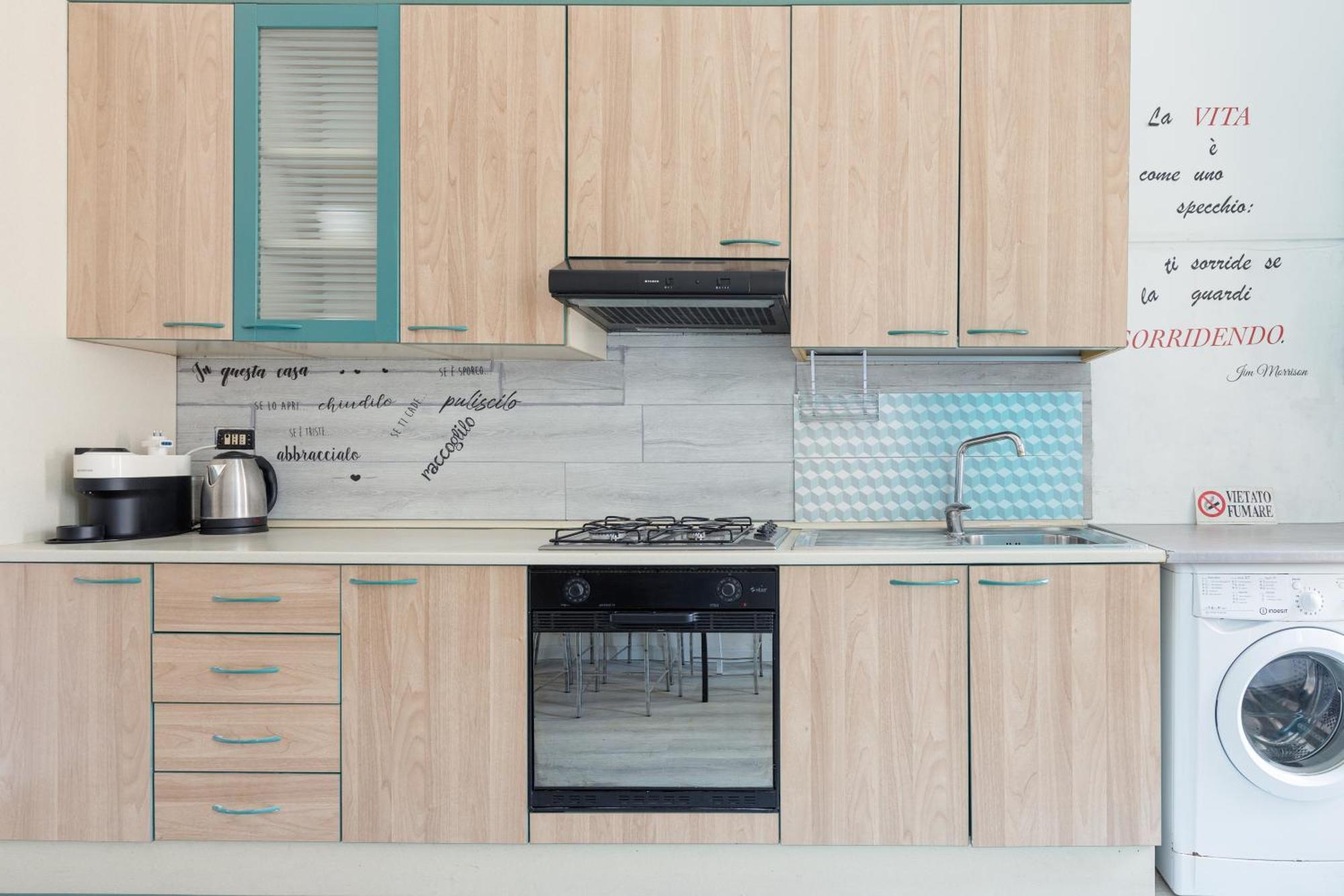 Turquoise Mini Flat Near Fs Apartment *