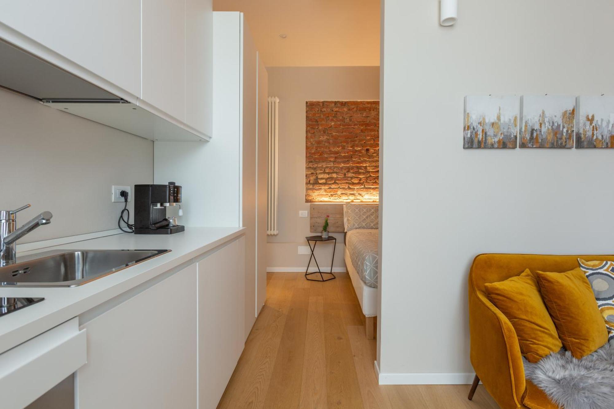 Raffinato E Stylish Monolocale Milanese Apartment