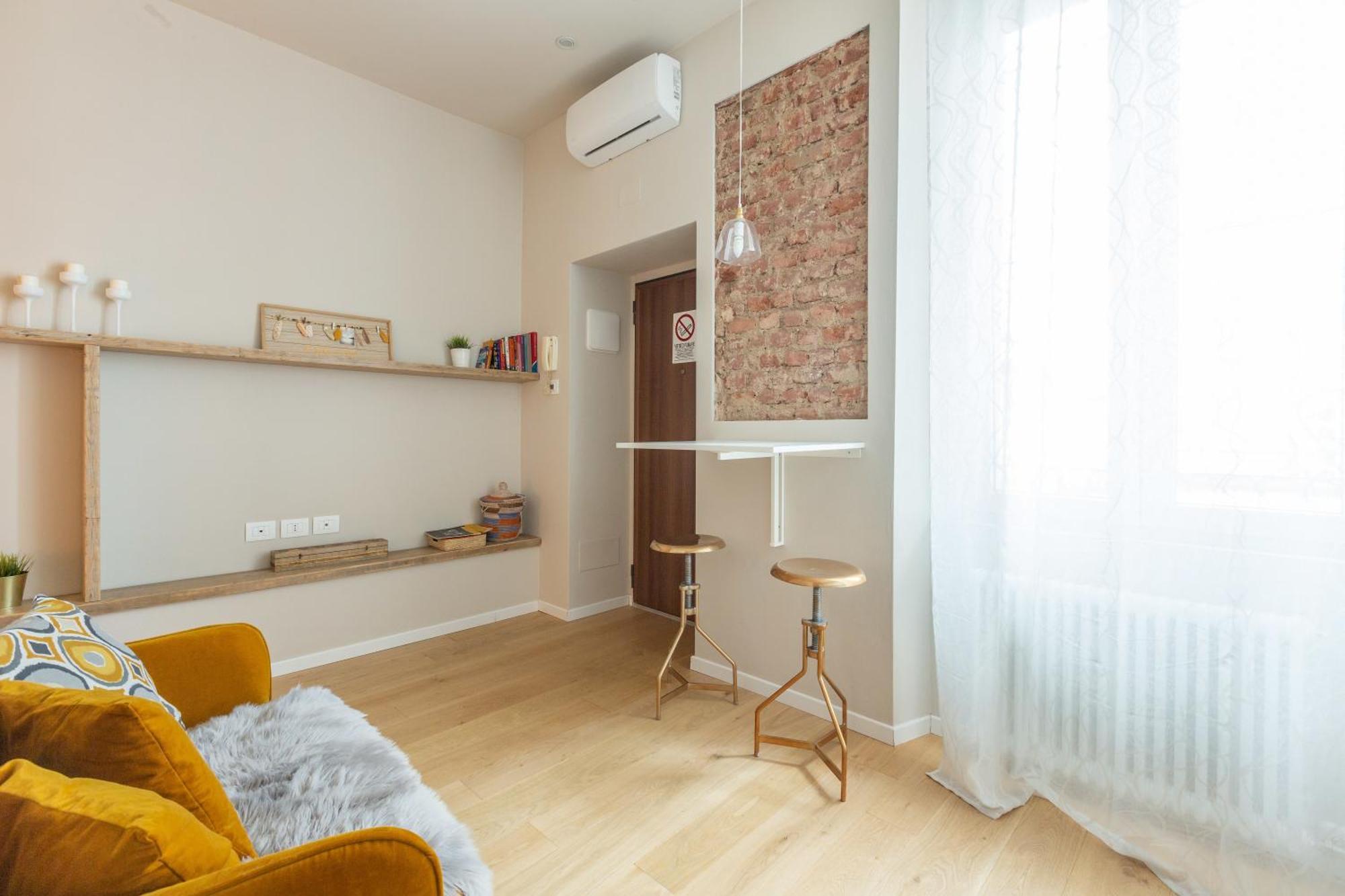 Raffinato E Stylish Monolocale Milanese Apartment