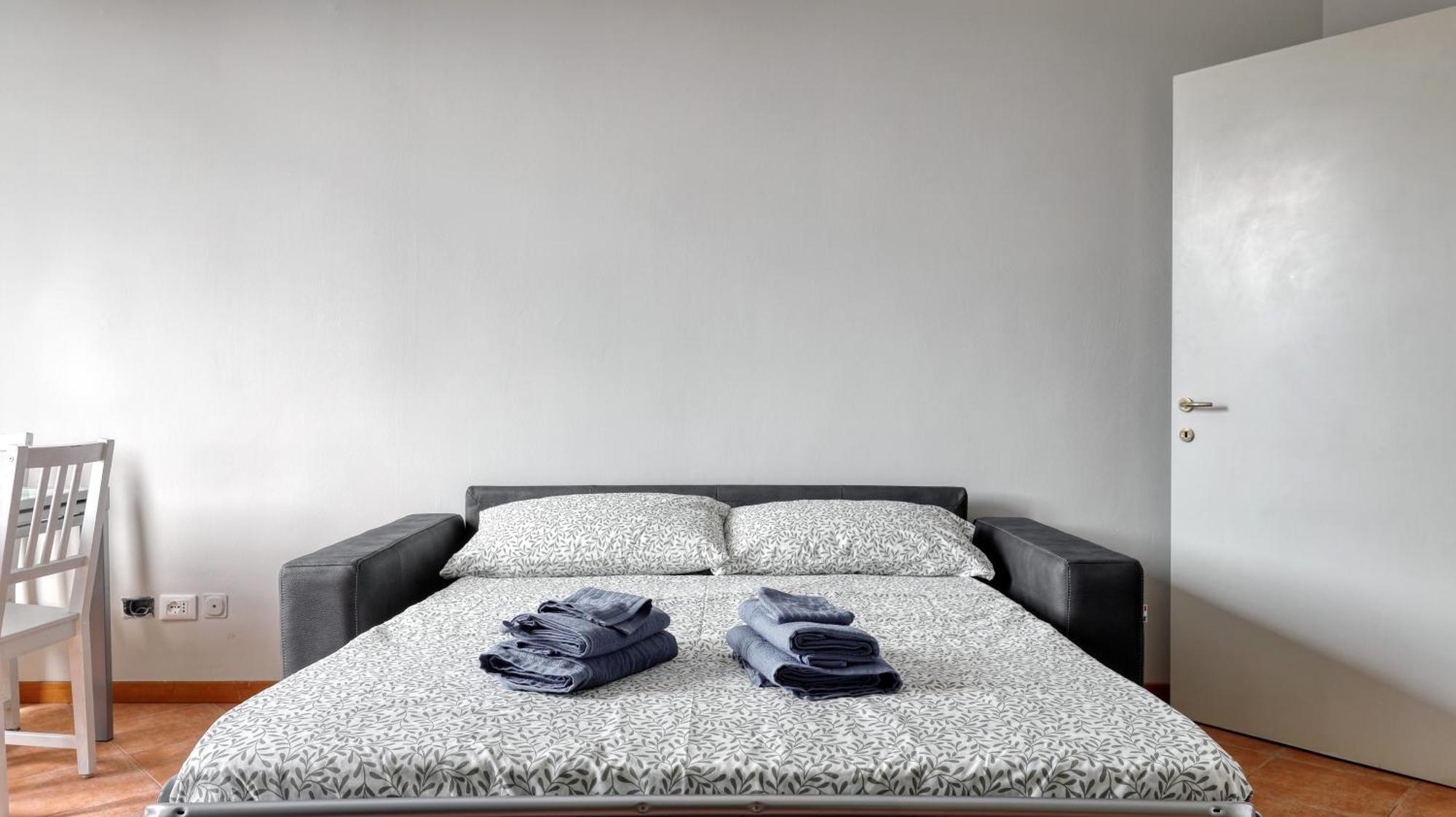 Appartamento Ideal Rent - Viale Sarca 198 *