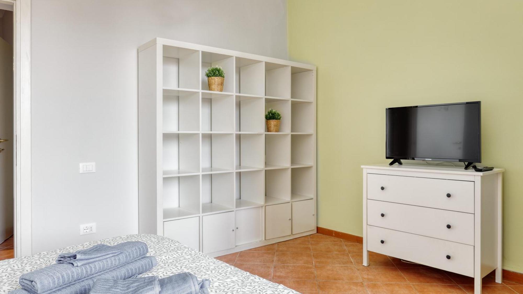 Appartamento Ideal Rent - Viale Sarca 198 *