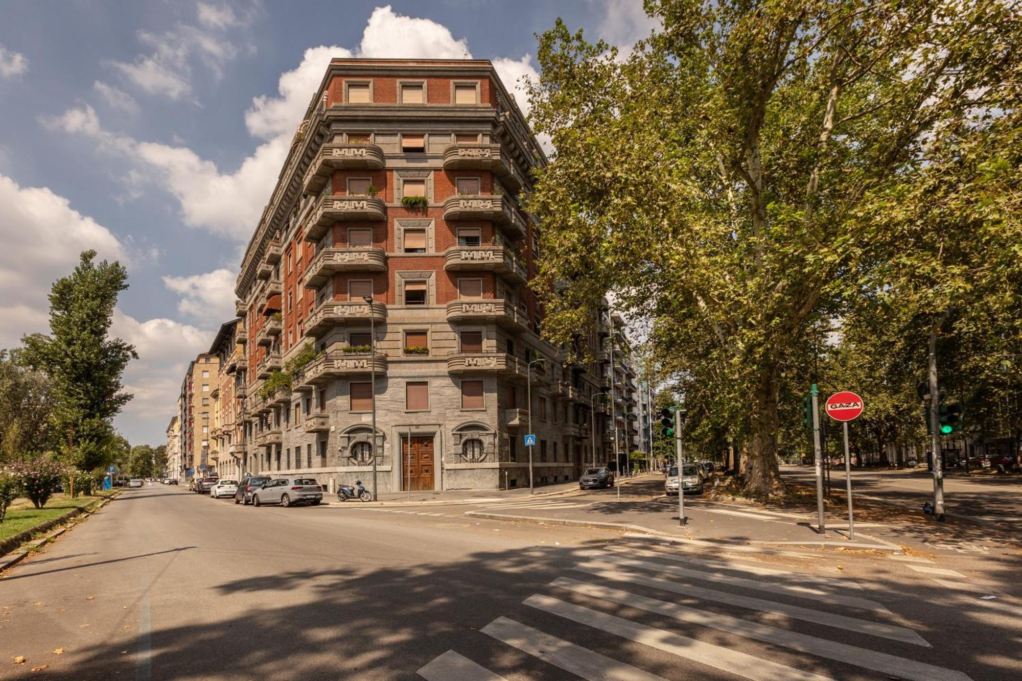 Ampio Bilocale Dateo - Mirable Pm Apartment Milan