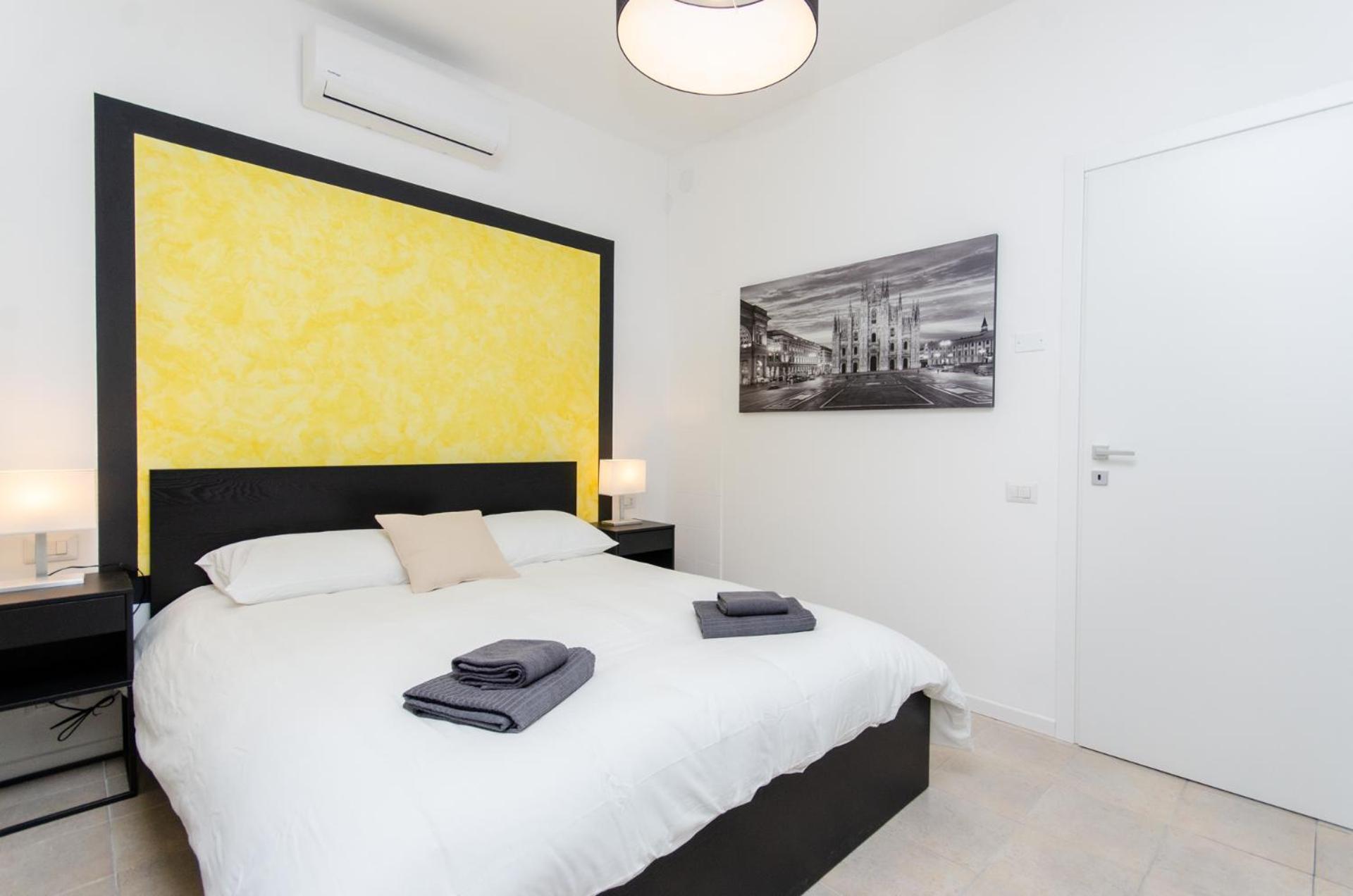 Yellow Homestay