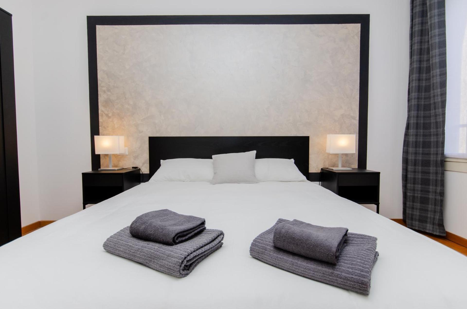 Silver Homestay *