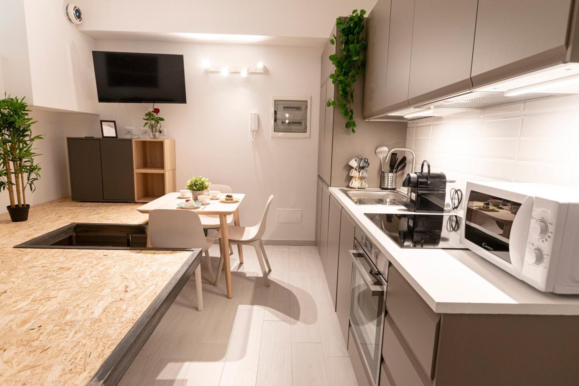 Apartment Grazioli 28 Milan