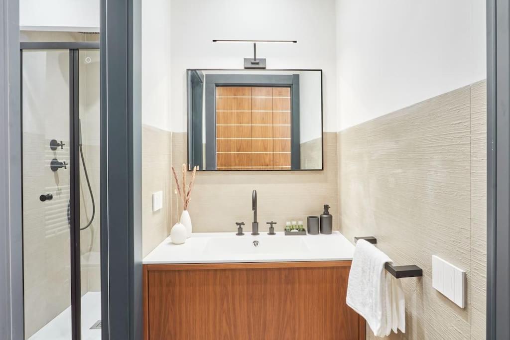 Easylife - Luxury Design With Jacuzzi Apartment