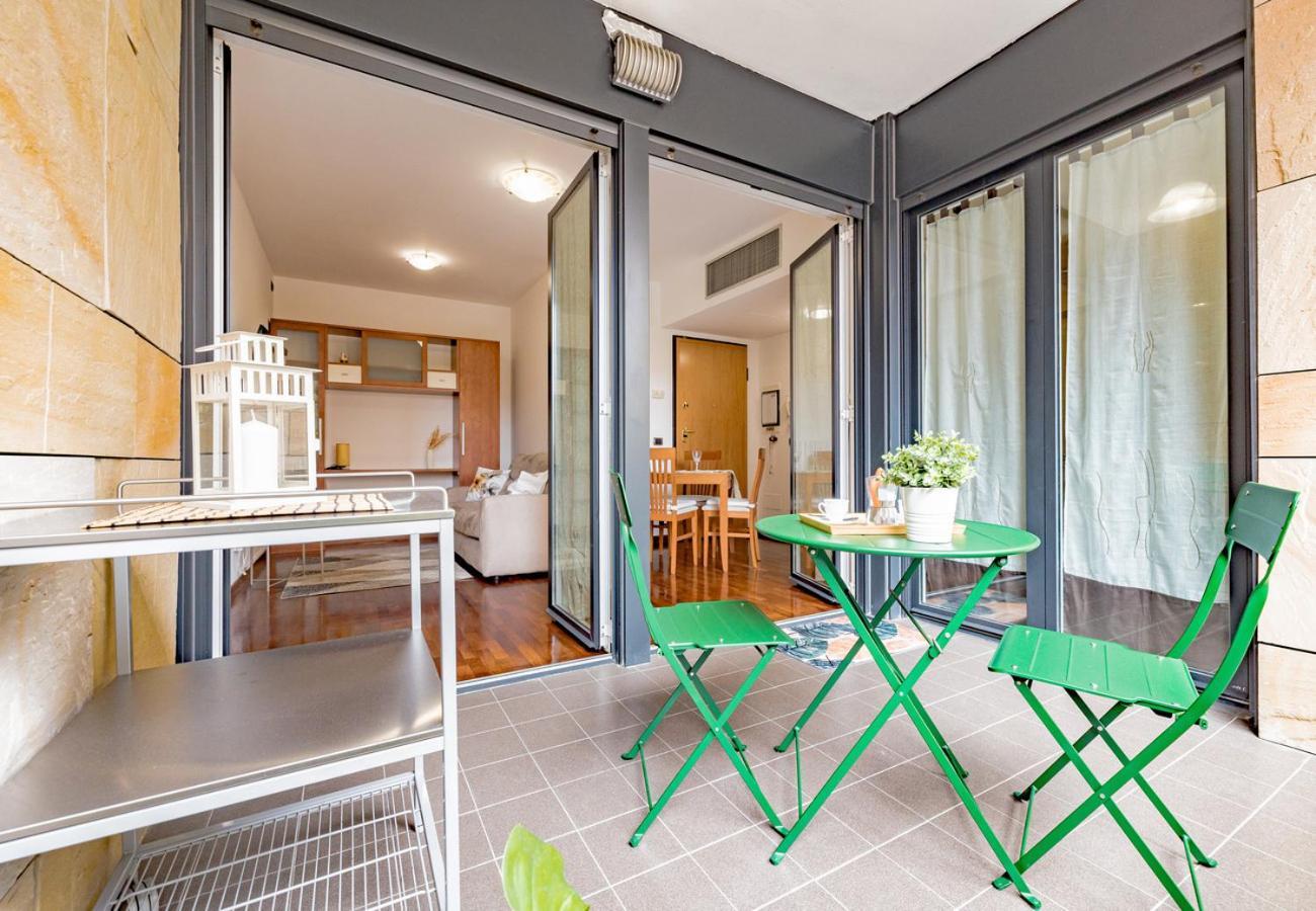 Arcimboldi's Terrace & Private Parking Apartamento *