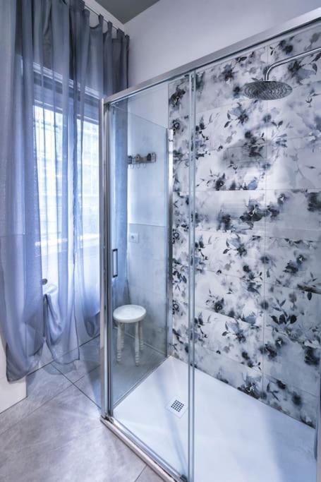 Roomy 6 Guests, Launchpad, 30mts To Loreto M1 M2 Apartment Milan