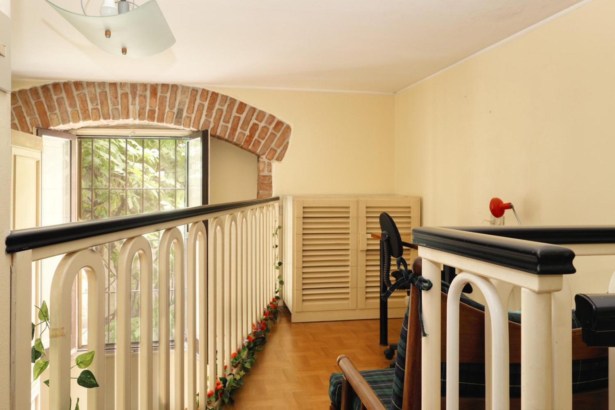 Apartment Joivy Charming Flat In Porta Romana Milan