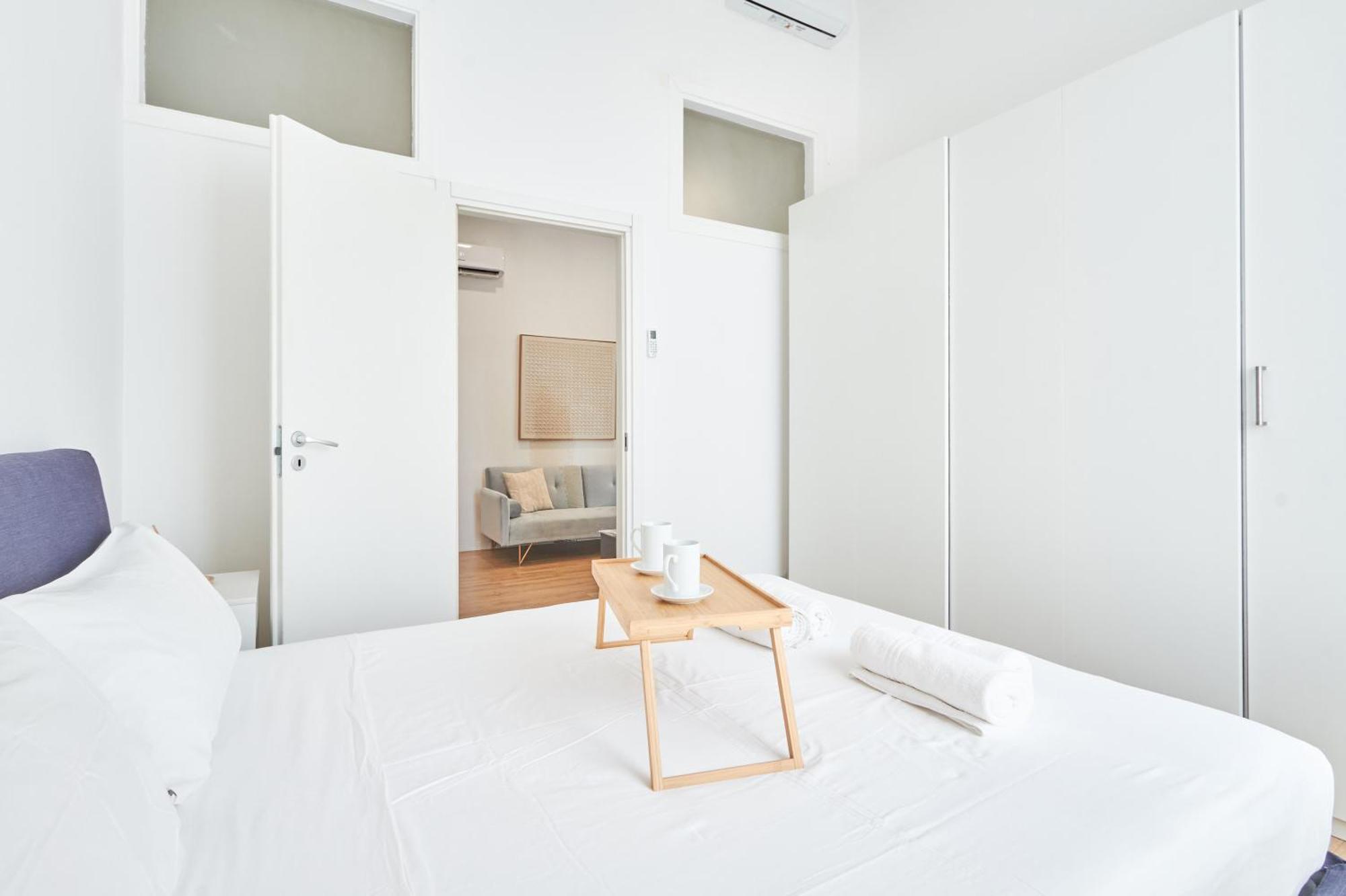Spacious Flat Close To Fondazione Prada & Metro Apartment Milan