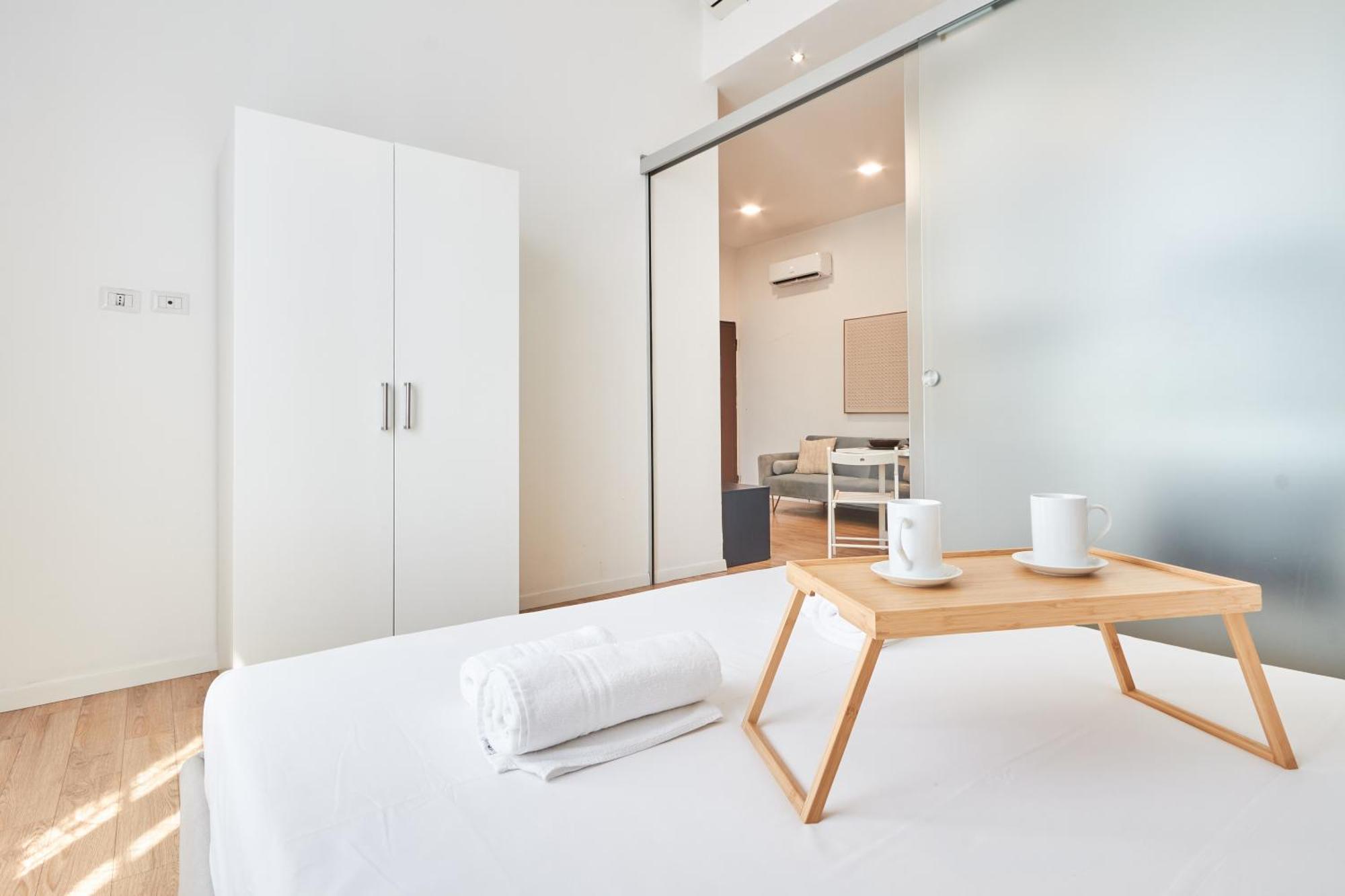 Spacious Flat Close To Fondazione Prada & Metro Apartment Milan