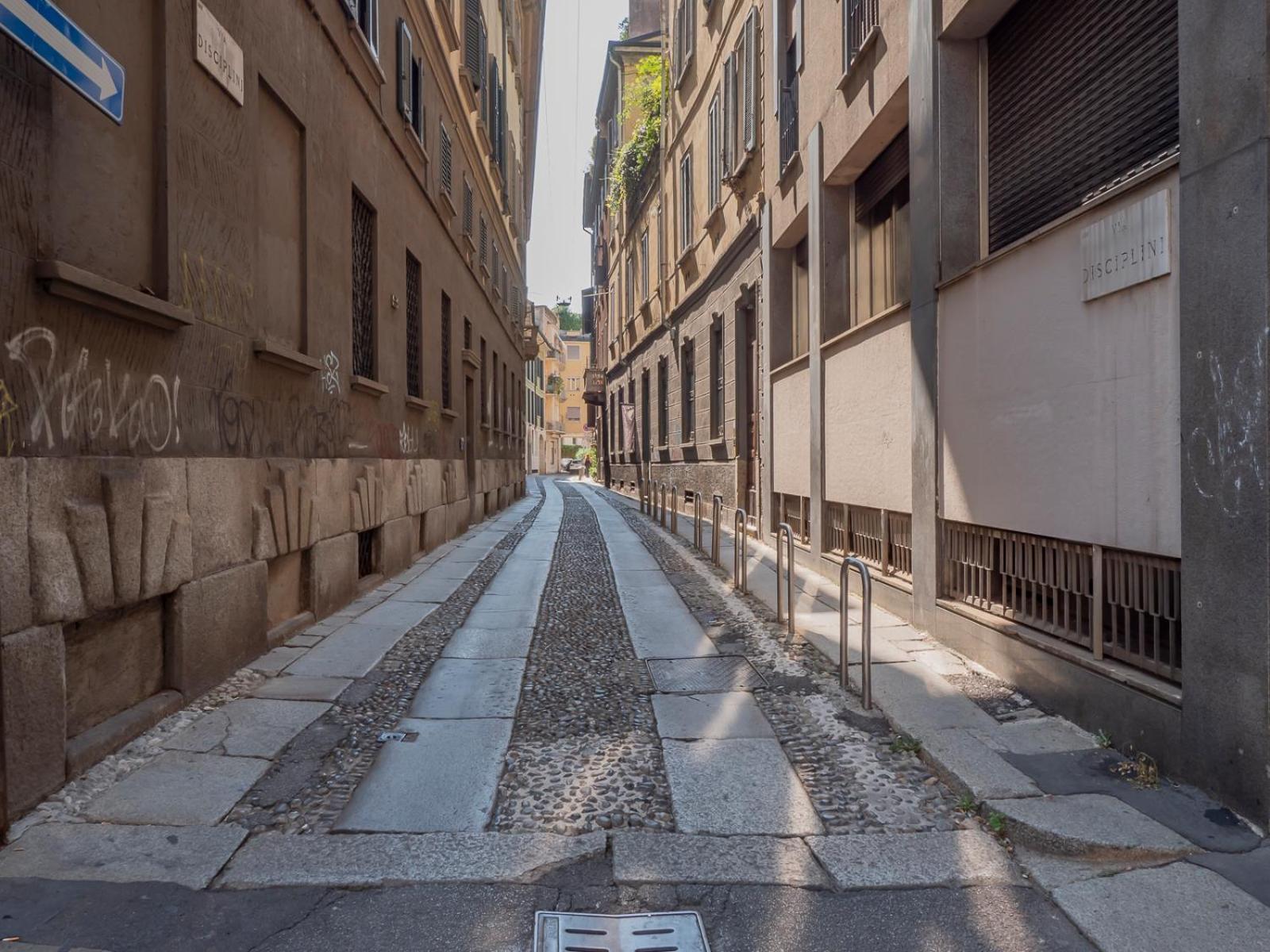 Italstay - Disciplini -10 Min Dal Duomo Apartamento *
