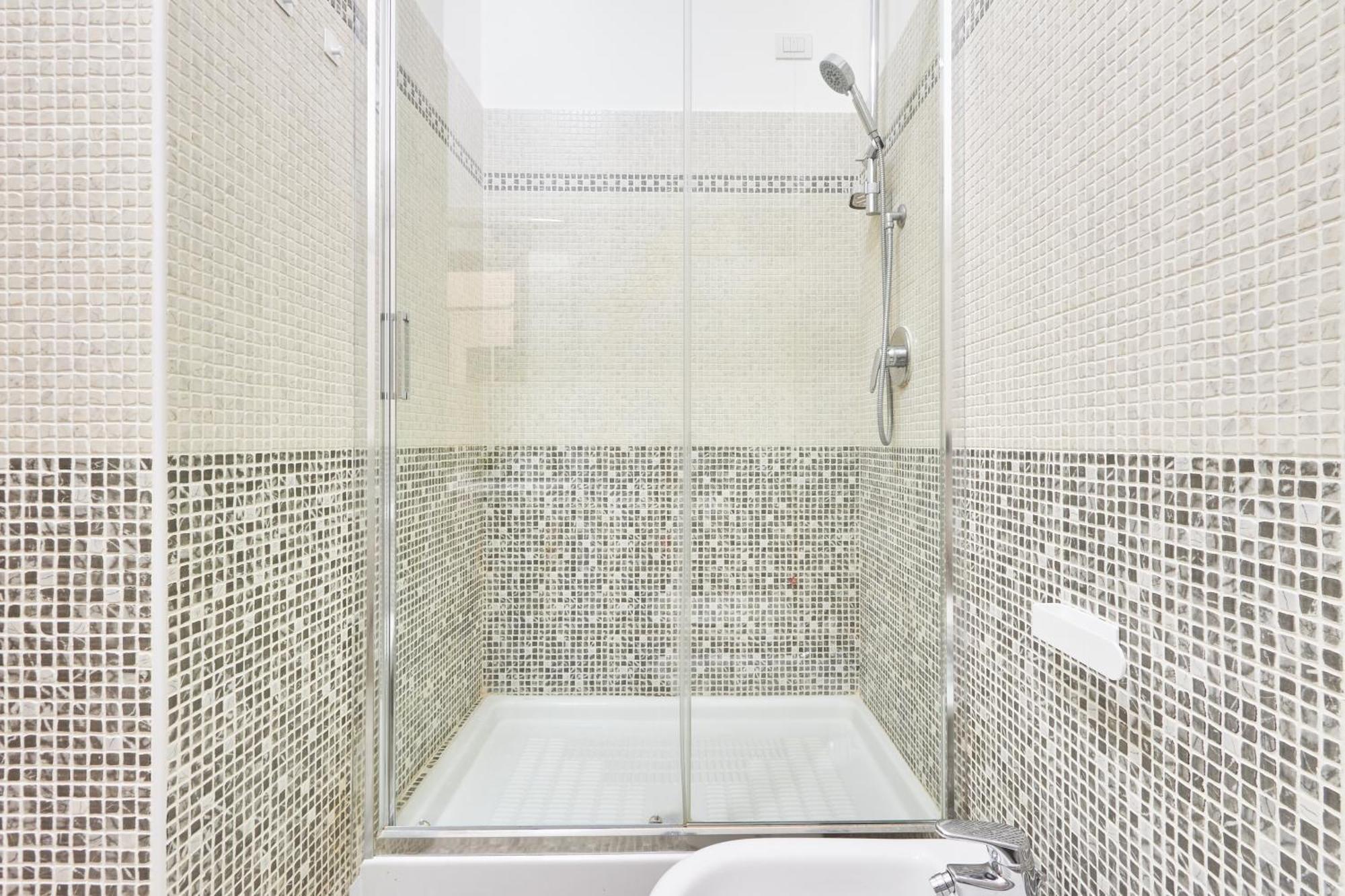 Easylife - Accogliente Monolocale Con Arredamento Minimal In Zona Stazione