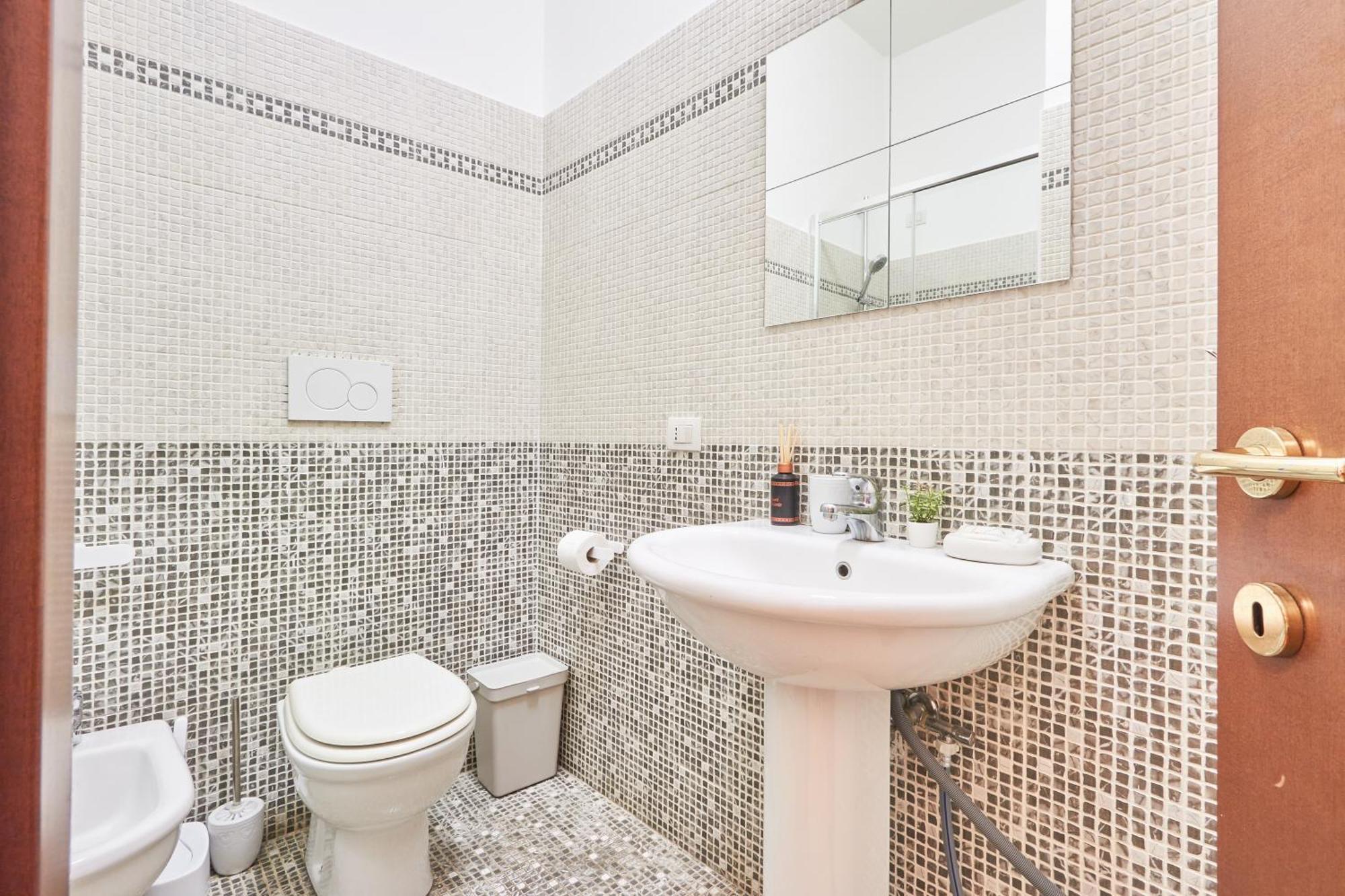 Easylife - Accogliente Monolocale Con Arredamento Minimal In Zona Stazione Apartment *