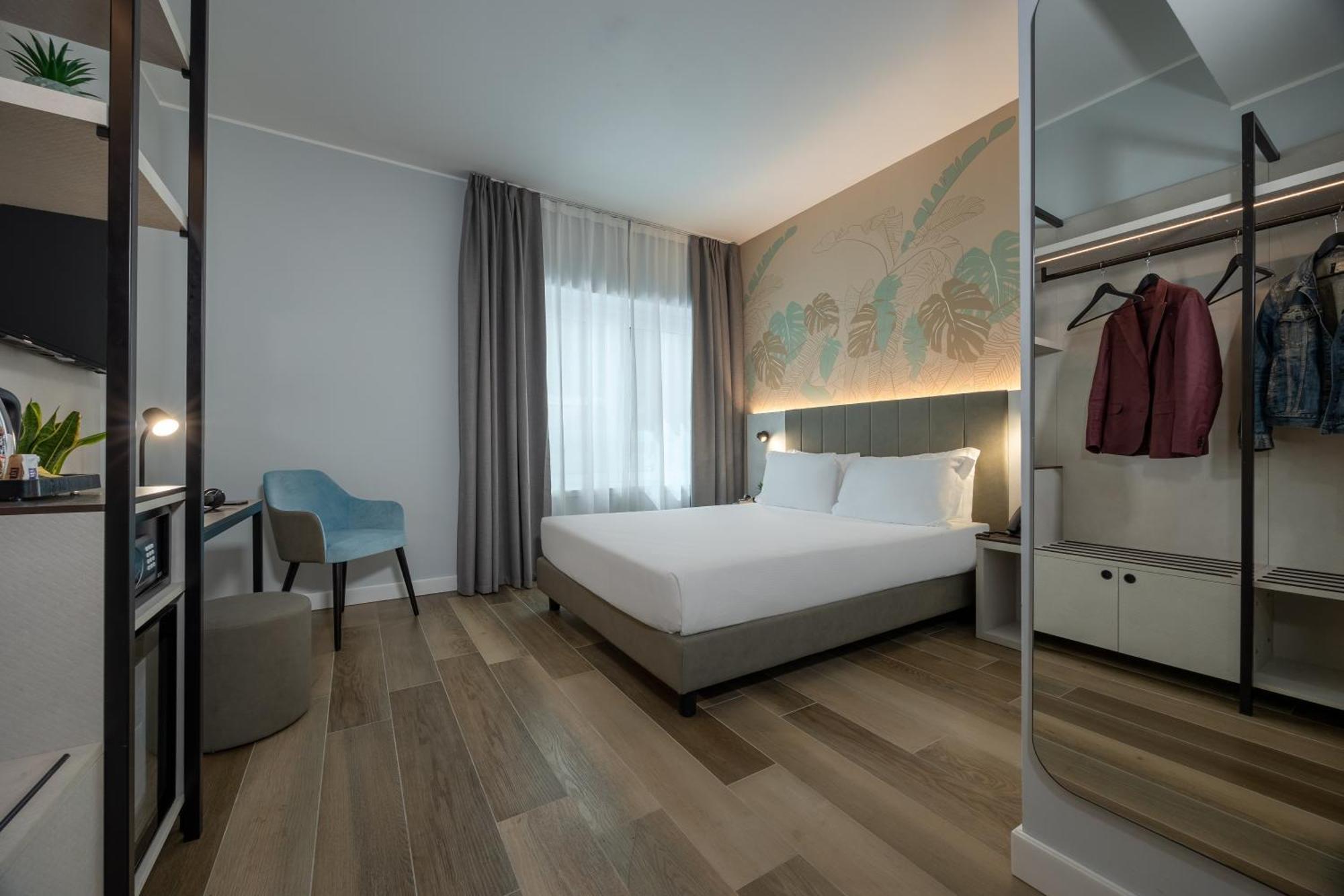 Ih Hotel