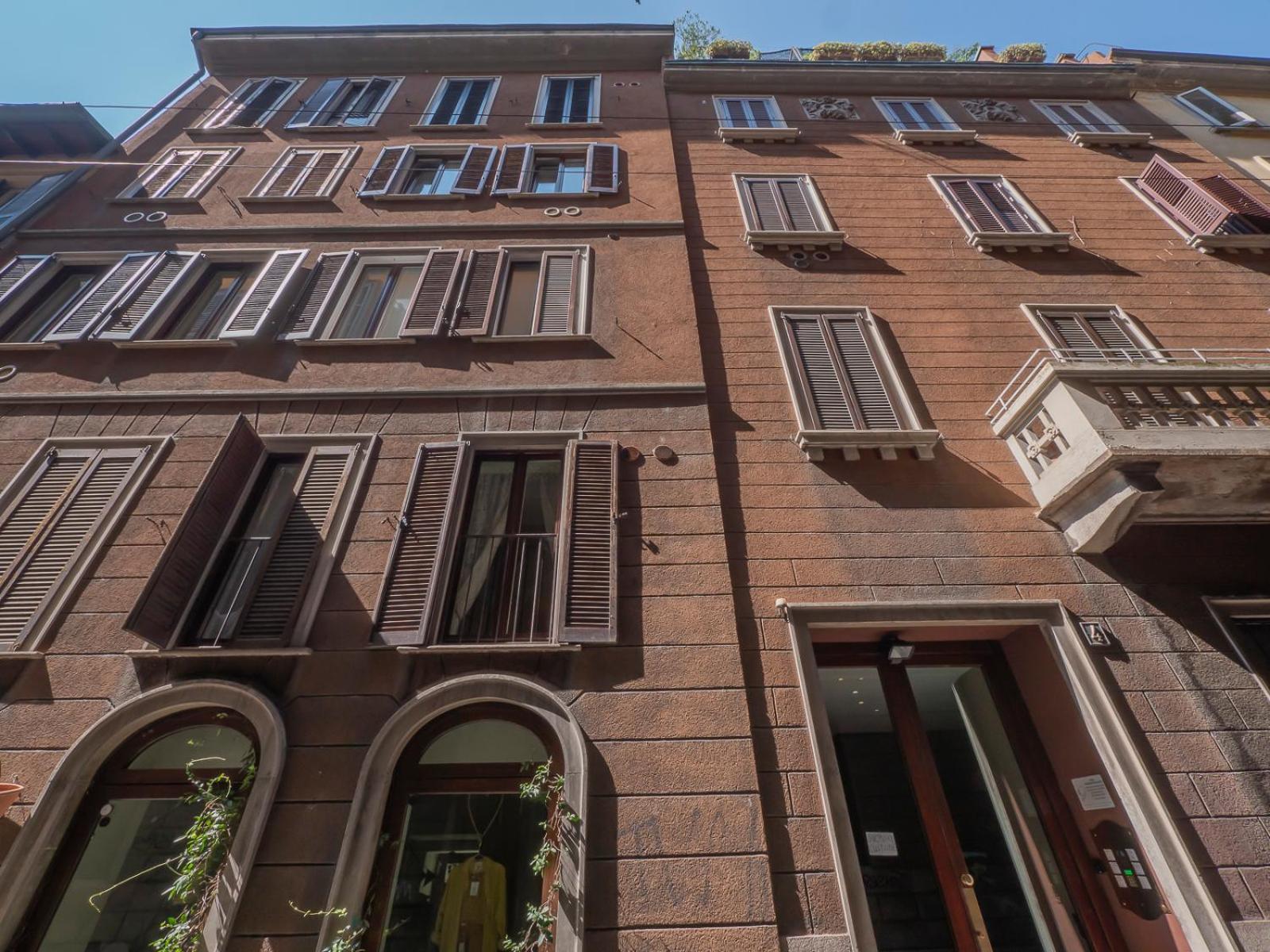 Disciplini Duplex * Milan