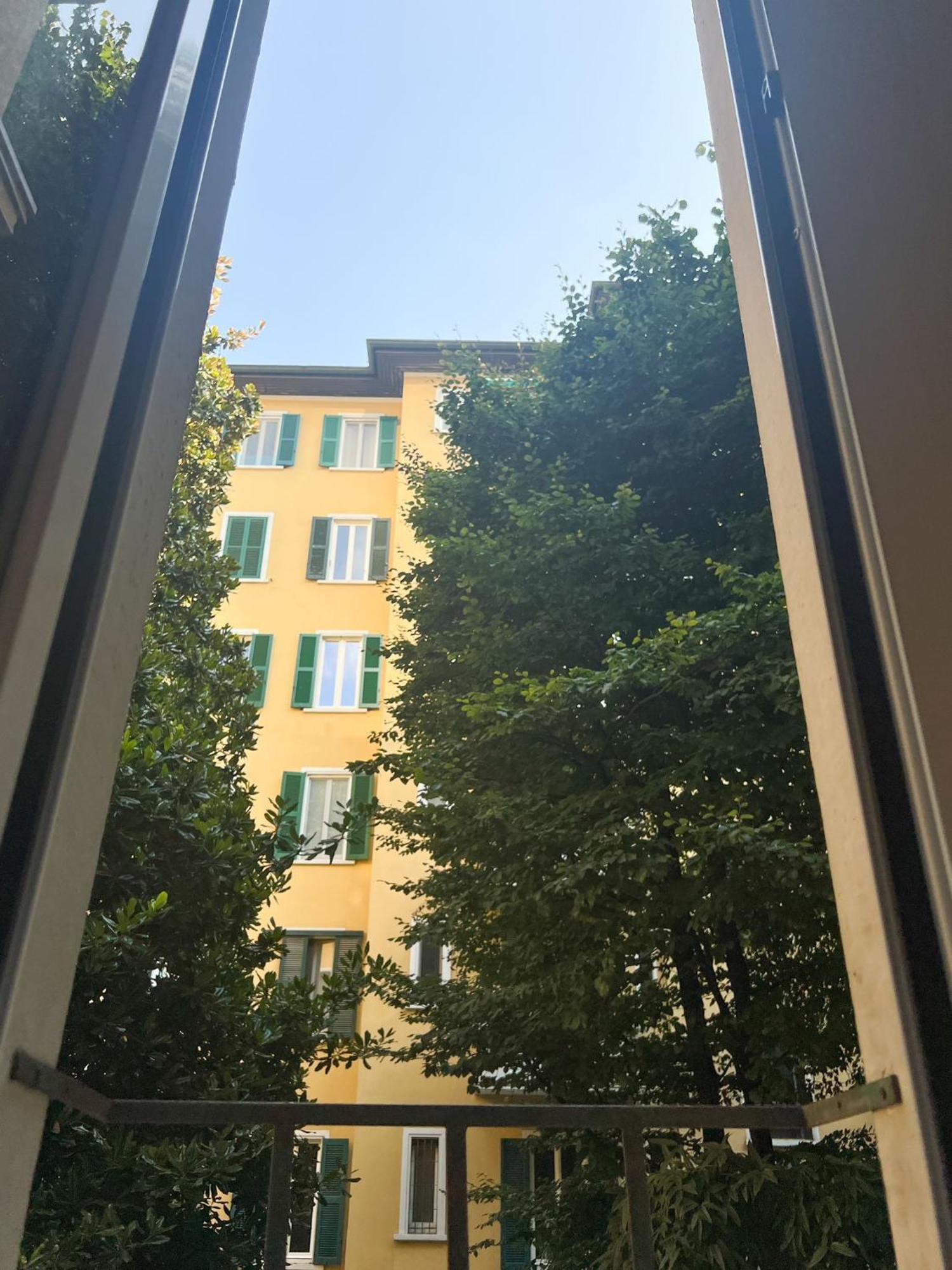 Divini Gae Aulenti Apartment Milan