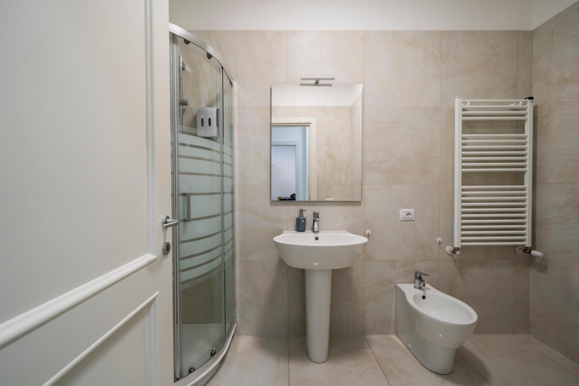 Apartment Suite Modern Tulipan Autentica Home Sharing Milan