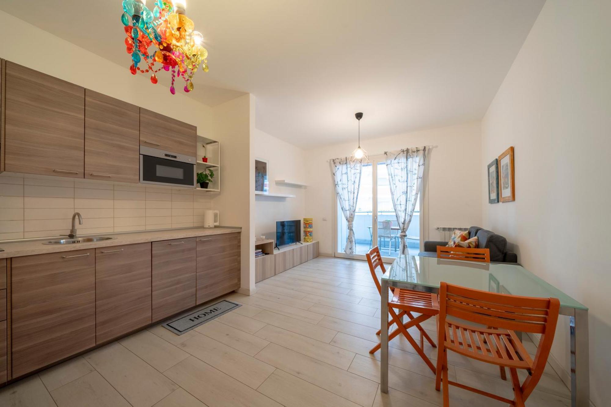 Orange - Bhome Apartment Milan